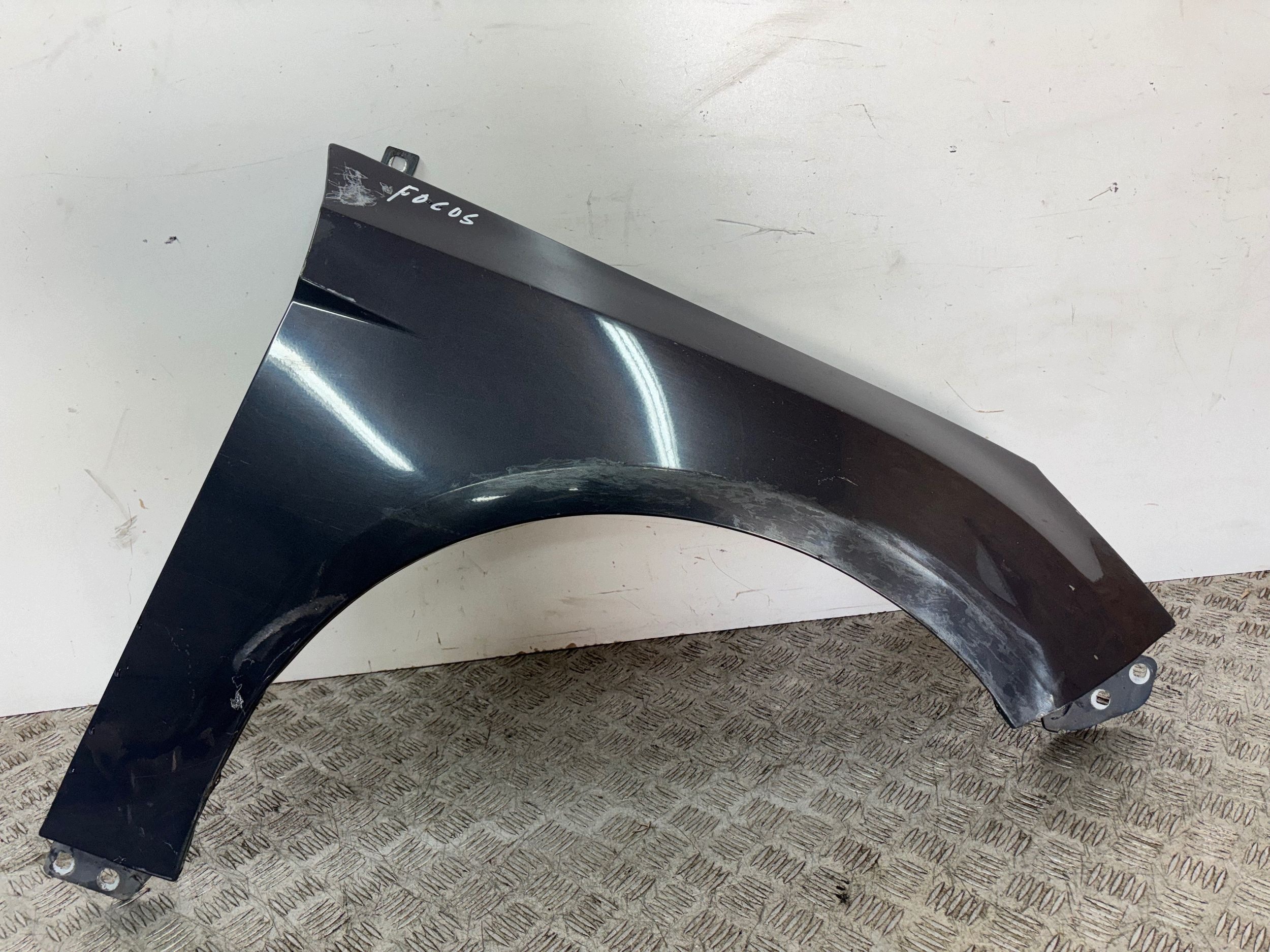 fender front front right FORD FOCUS III MK3 10