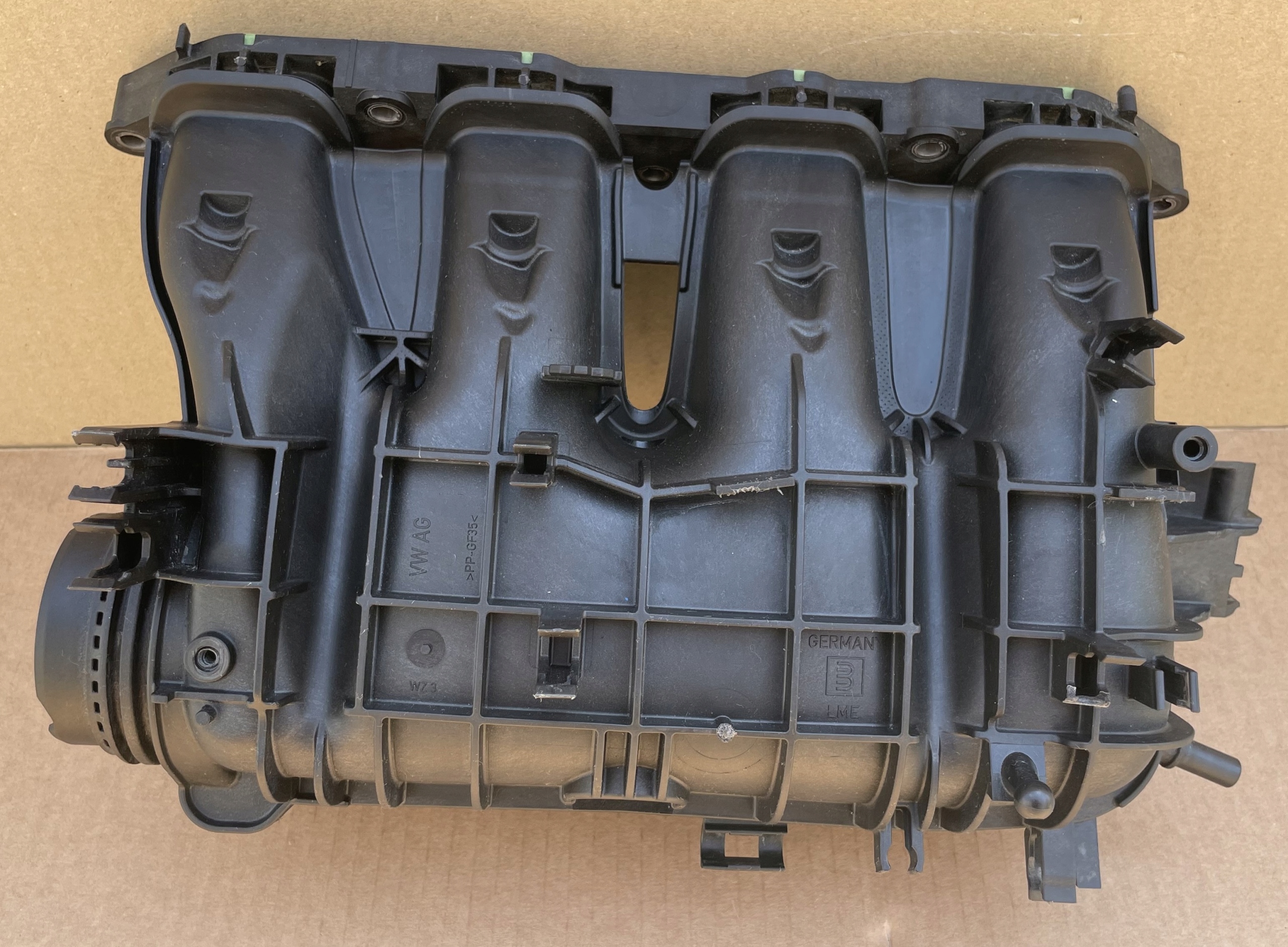 intake manifold 05E129709F VW SKODA original 1.5 TSI