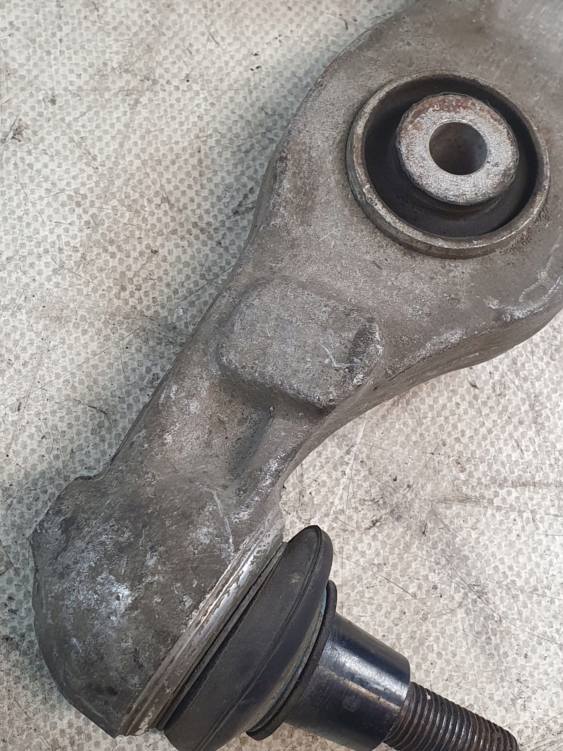 arm left front front lower AUDI A6 C6 3.0D