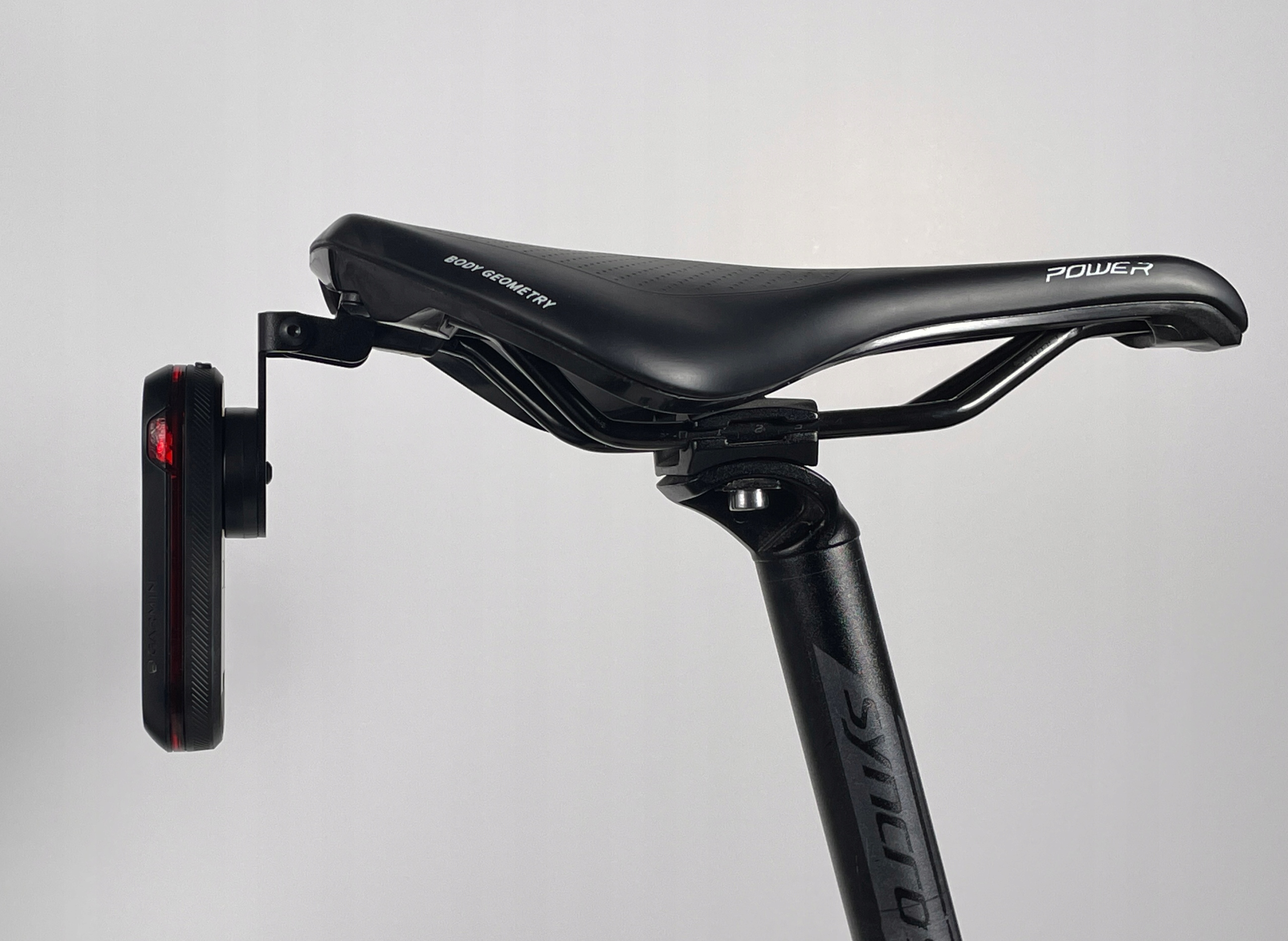 アクセサリー GARMIN Varia RTL515 Uchwyt do GARMIN VARIA RTL515 |SPECIALIZED |z regulacją kąta