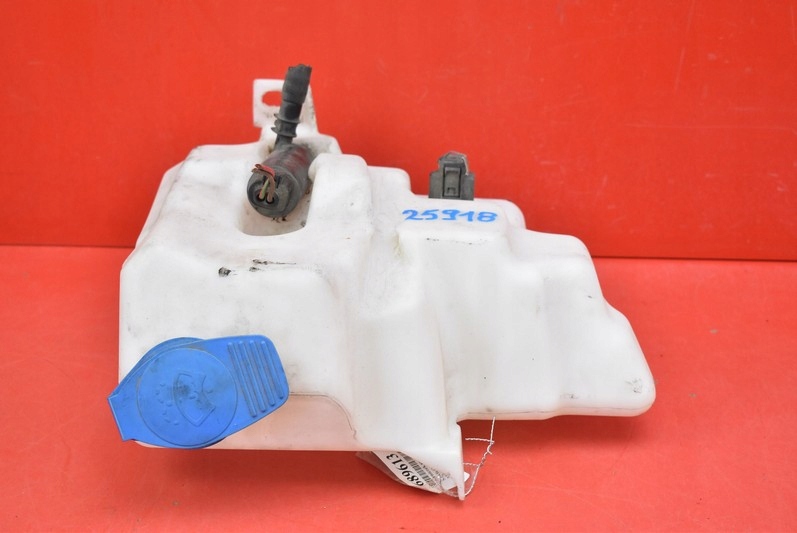 БАЧОК ОМЫВАТЕЛЯ SKODA OCTAVIA И 1.8 T 04R