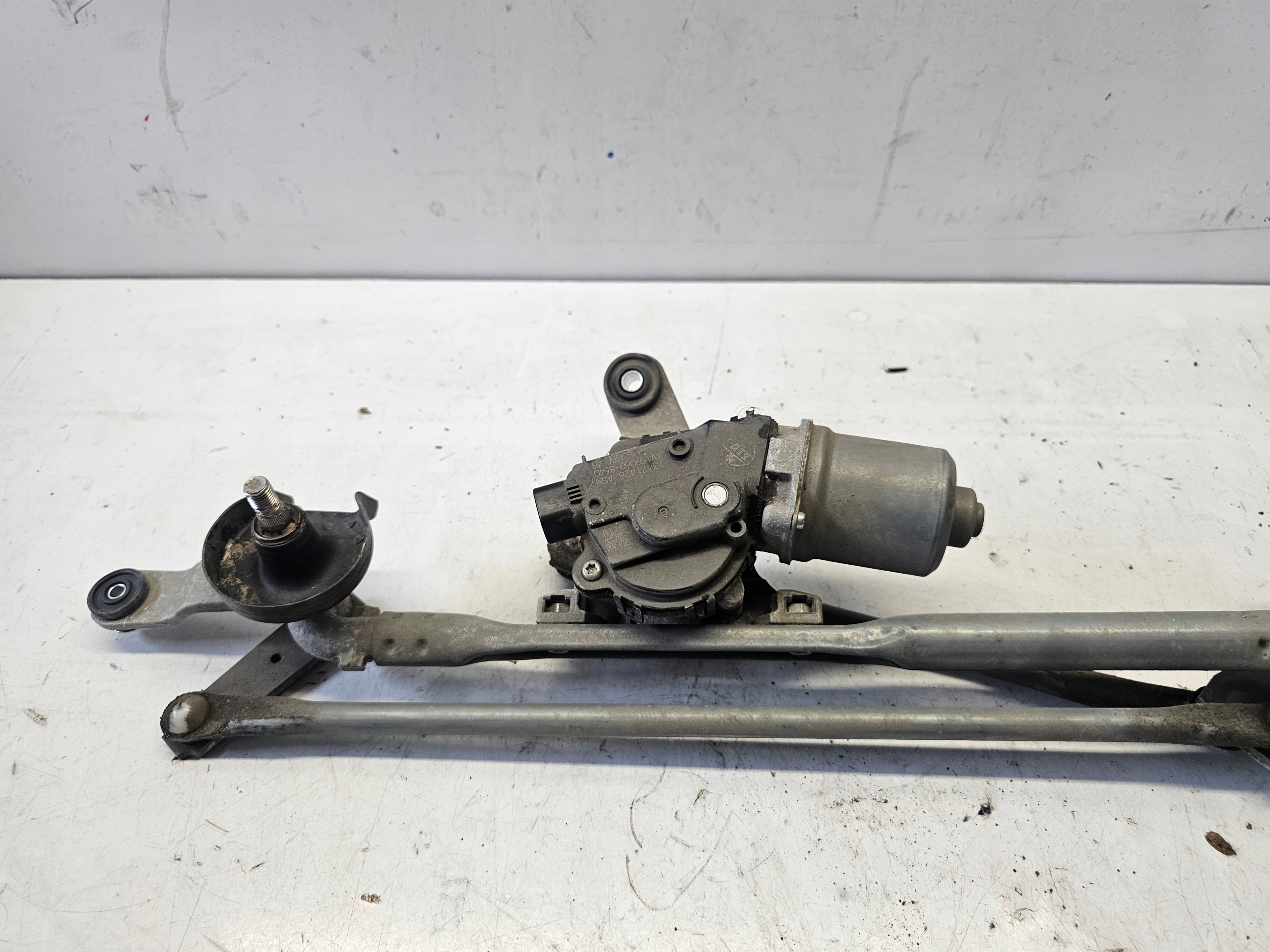 OPEL INSIGNIA B Gestänge Motor Wischer vorne 13471428