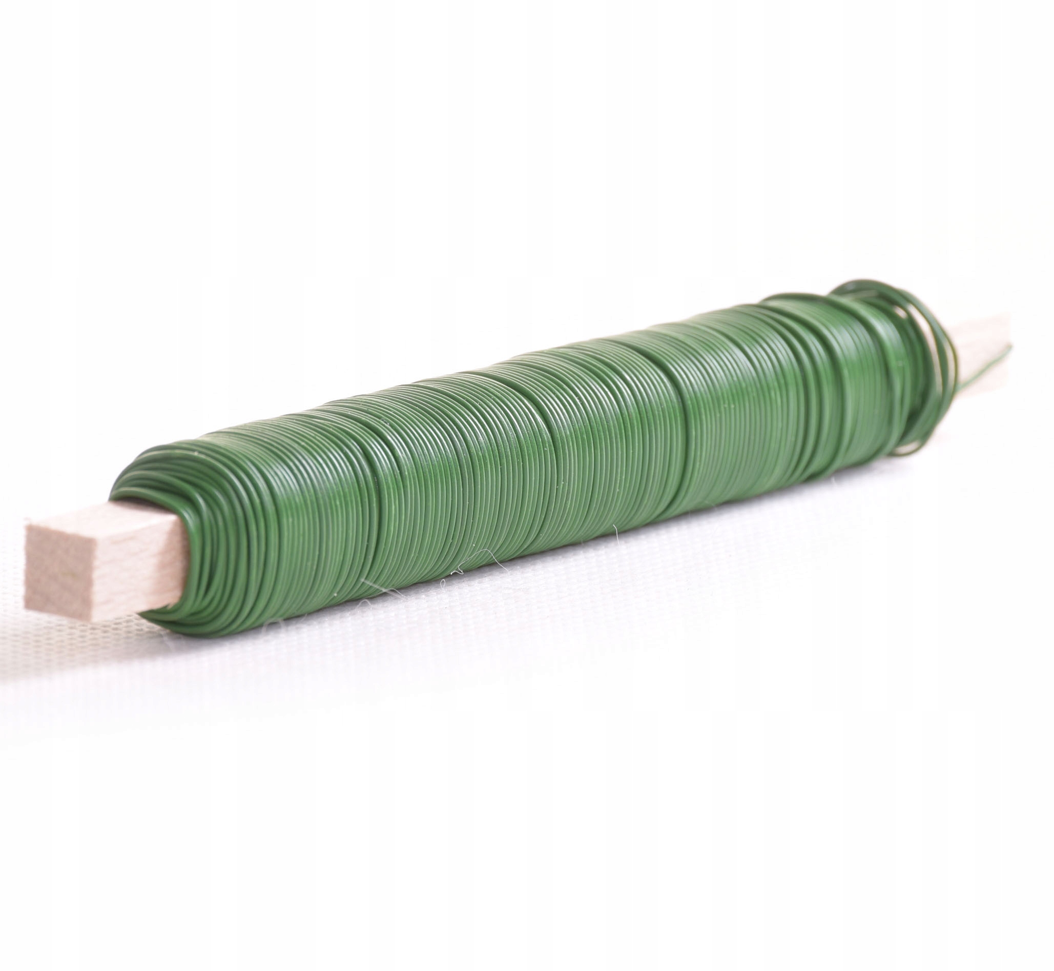 

Drut zielony 100g na kołku 0,7mm