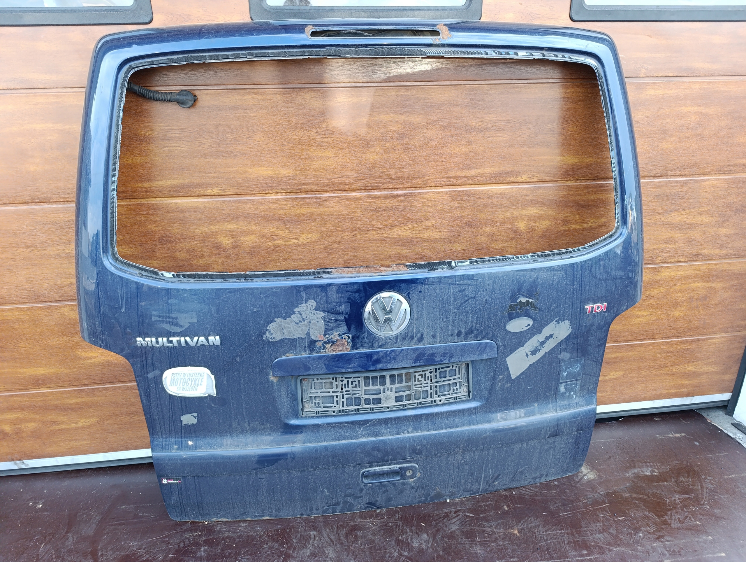 VW T5 T5 LIFT trunk door cover boot rear part without windows