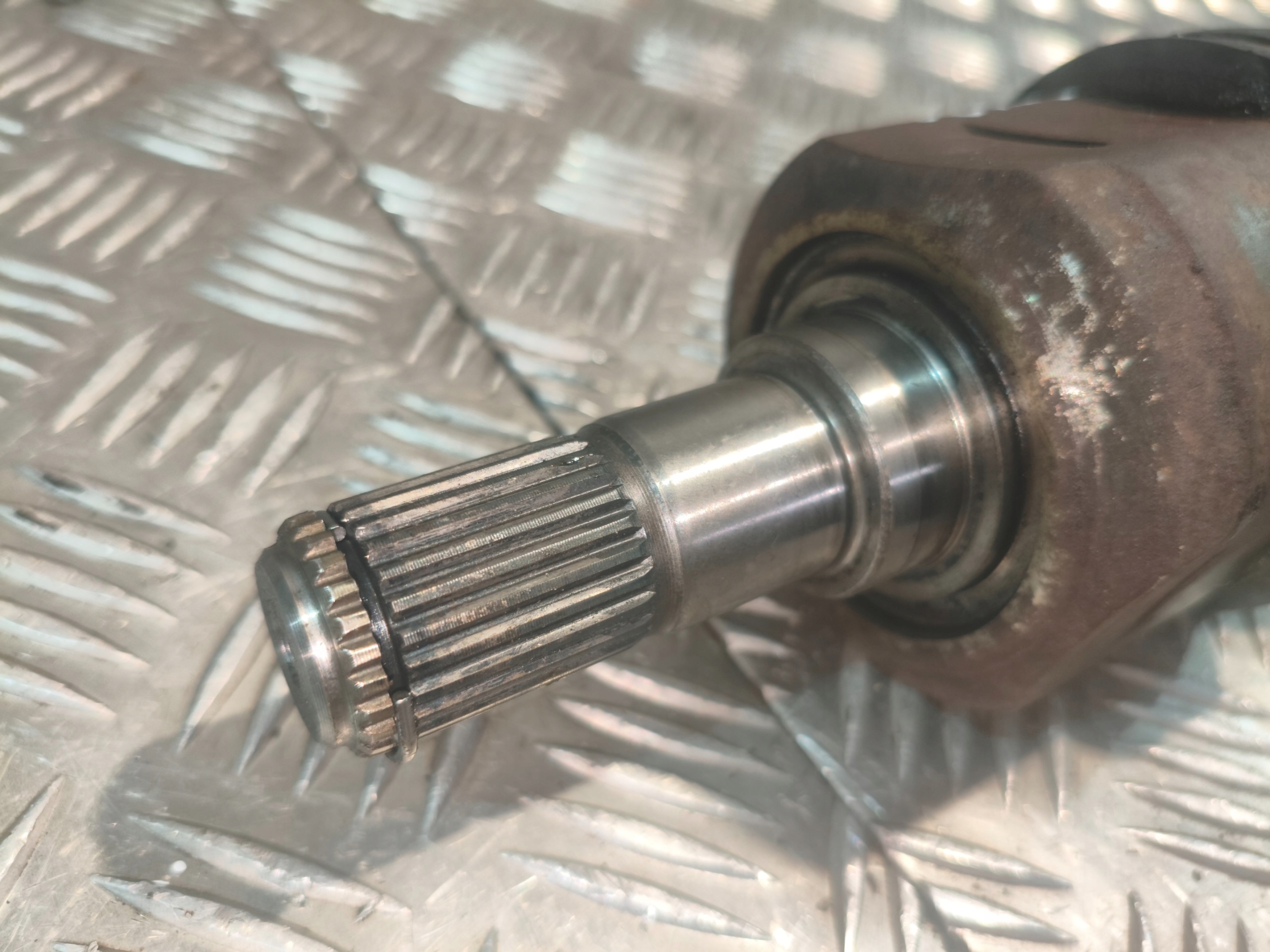 semi-axis left HYUNDAI MATRIX 1.5CRDI