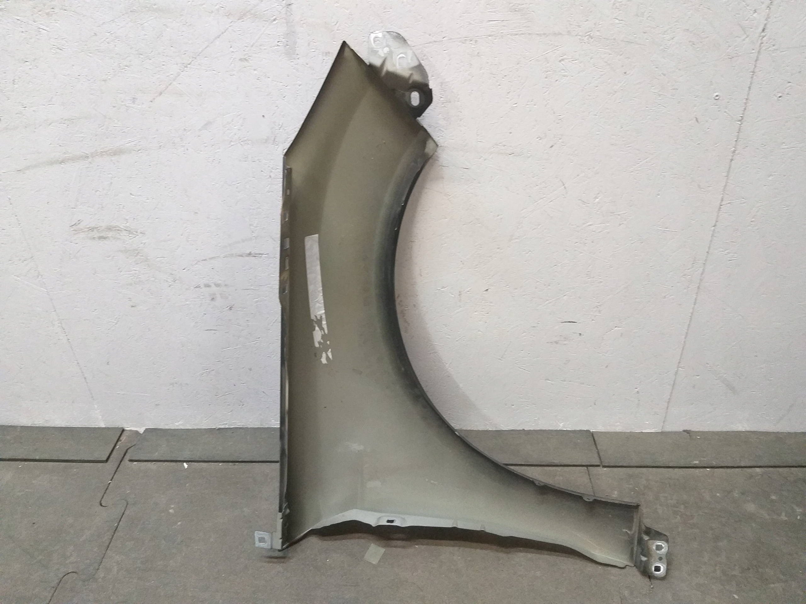 FENDER FRONT LEFT FORD FOCUS MK3