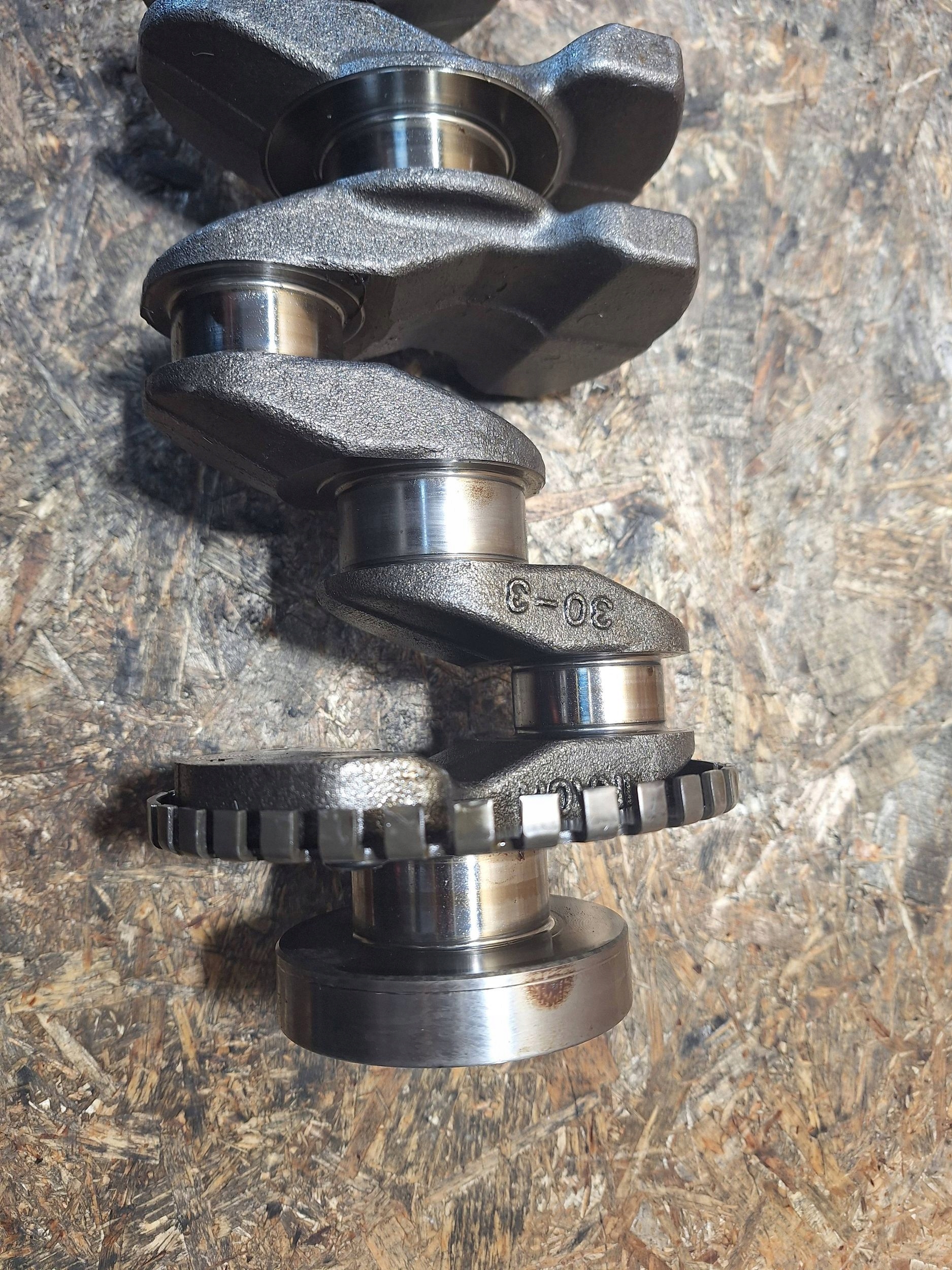 crank NISSAN JUKE 1.6 16V HR16 10-14 NOMINAL