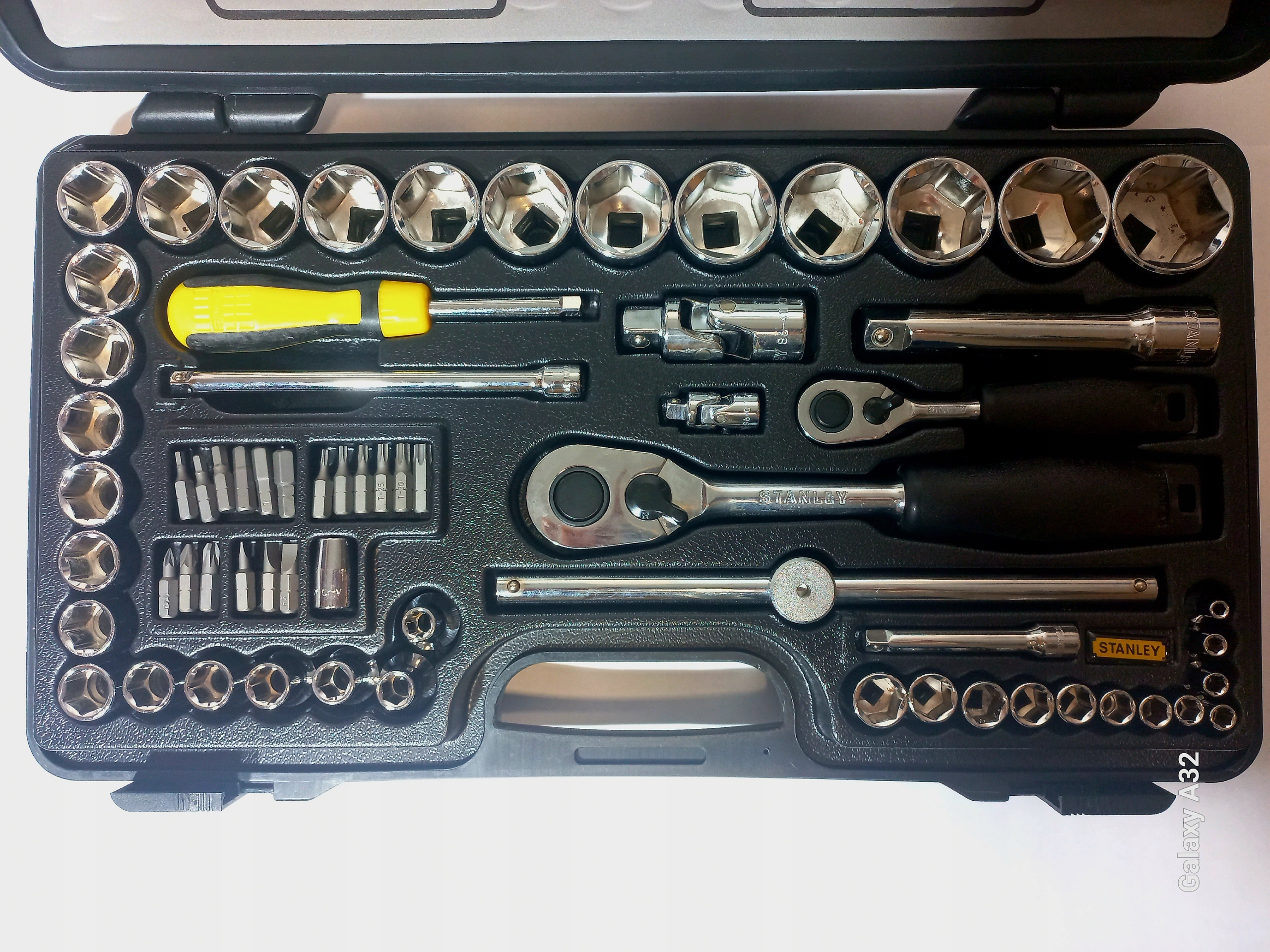 Sada Nástavcových Kľúčov 66KS 6HRAN 1/4"+1/2" (4-34 mm) Stanley