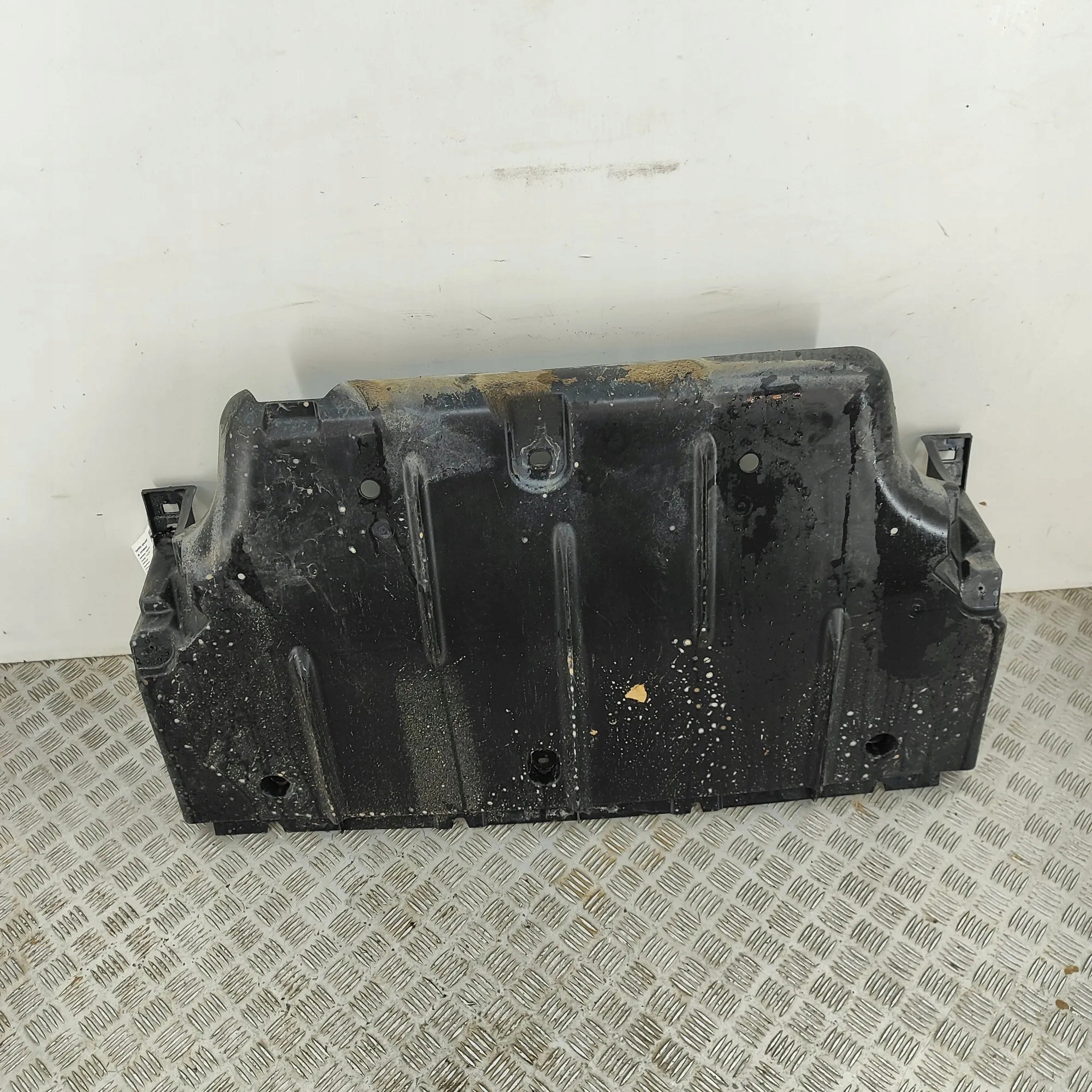 защита Двигателя renault ZOE (_) 748A03392R 31405587 65kw 2013