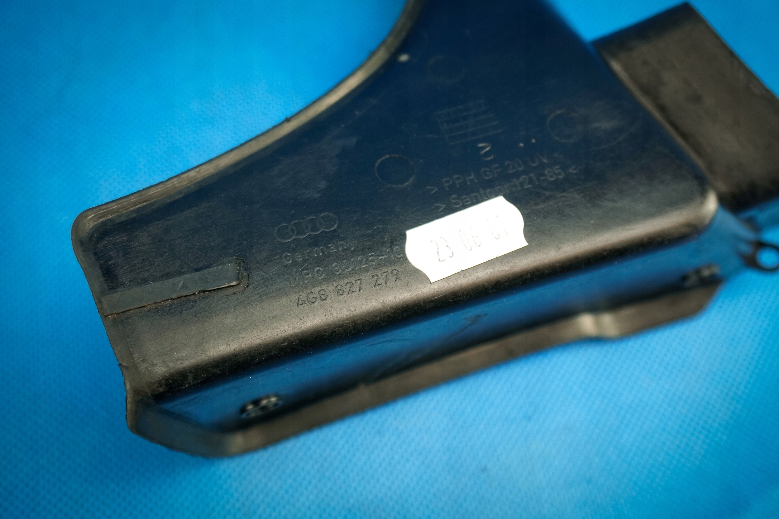 Blende Abdeckung Scharnier hinten heckklappe Audi A7 4G8 4G8827279