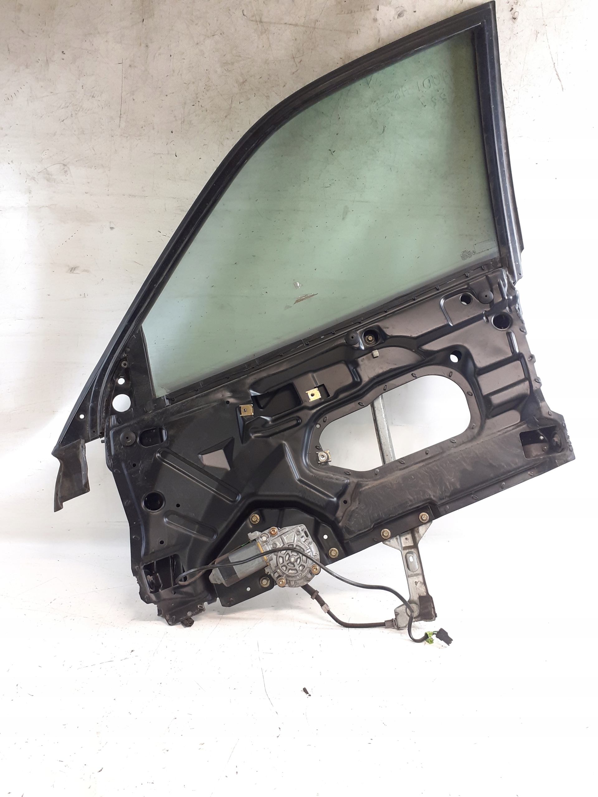 window regulator frame right front AUDI A6 C4