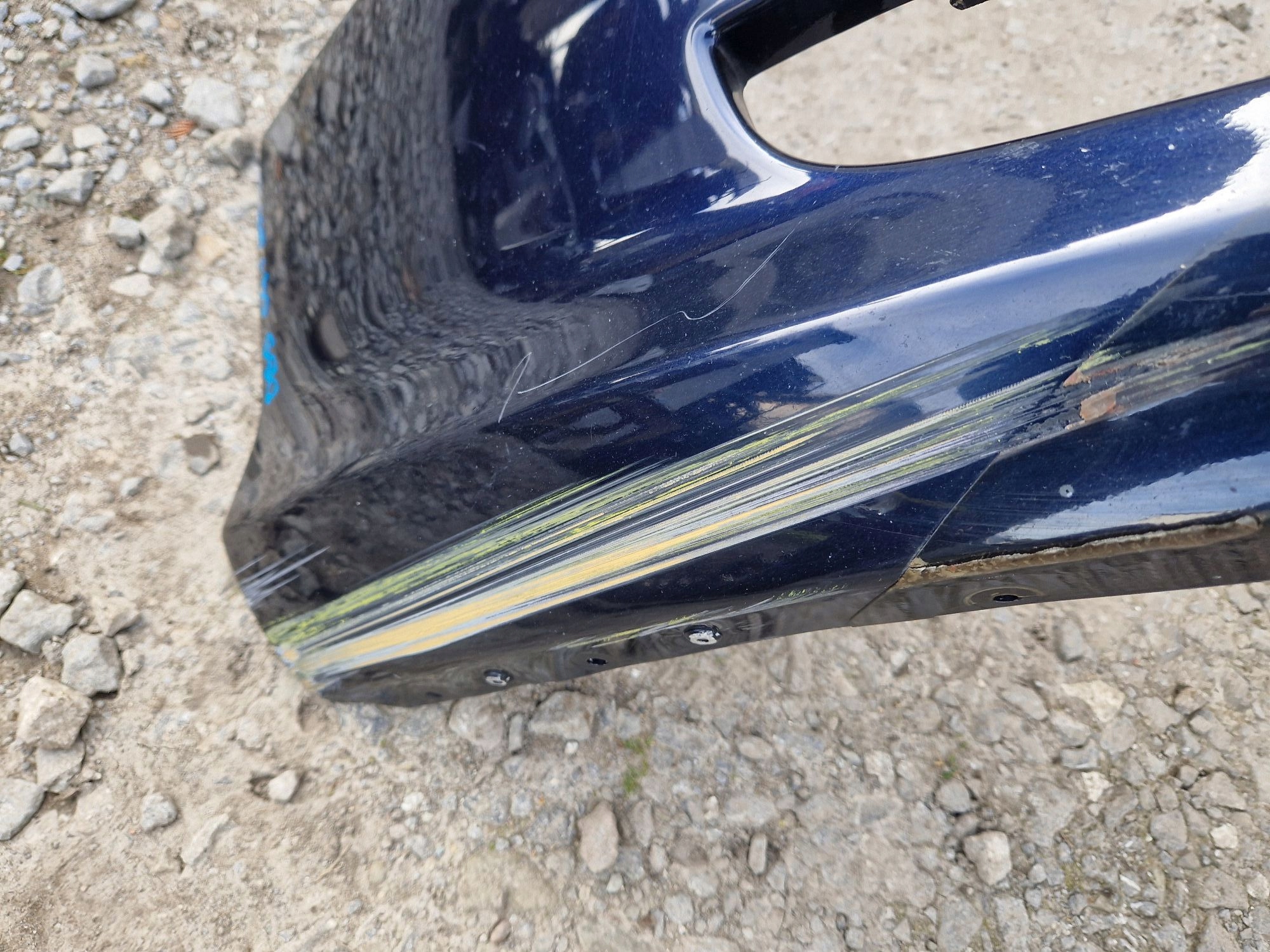 DER STOSSSTANGE VORNE ASTON MARTIN DB9 2004R->2010R