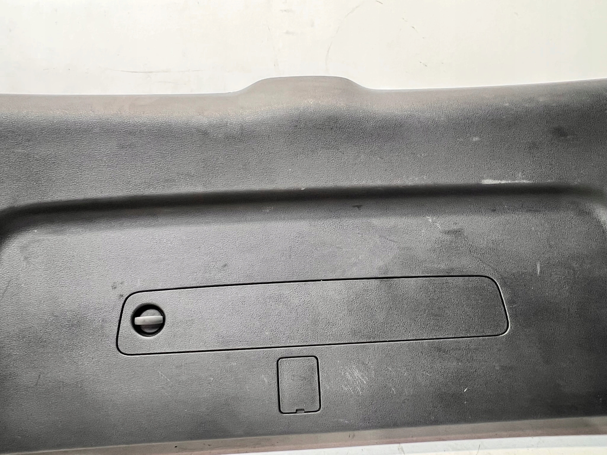 upholstery bonnet boot rear part AUDI Q7 4M 4M0867973E