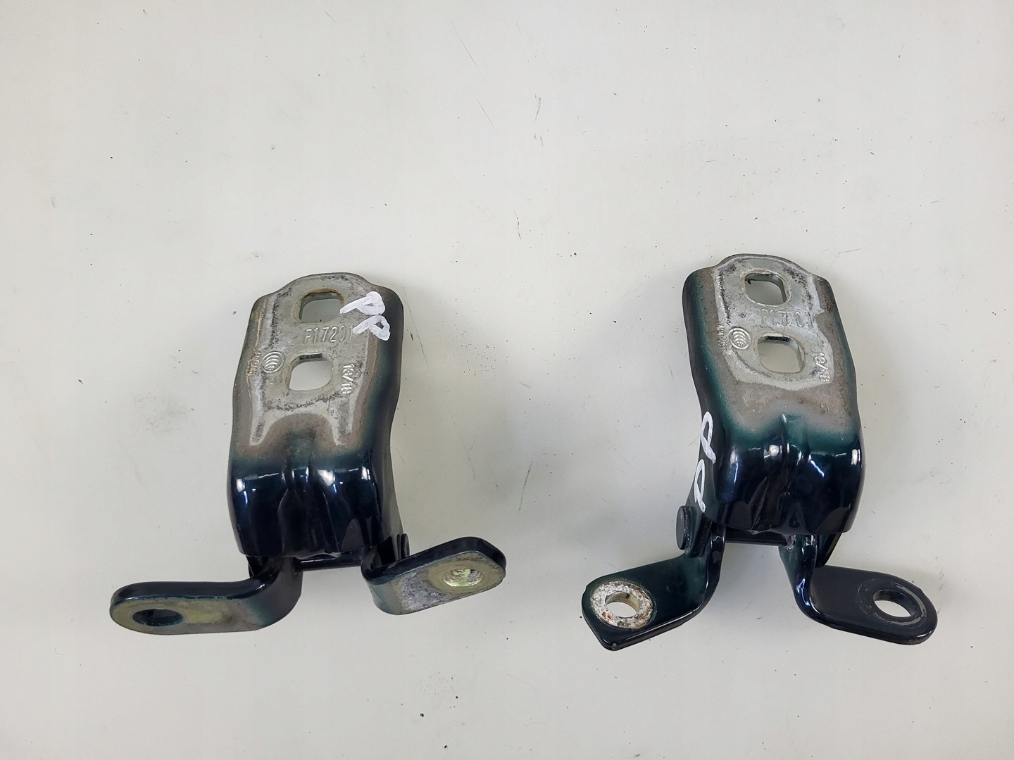 hinges door right front right front Z30V G6R OPEL INSIGNIA B HB