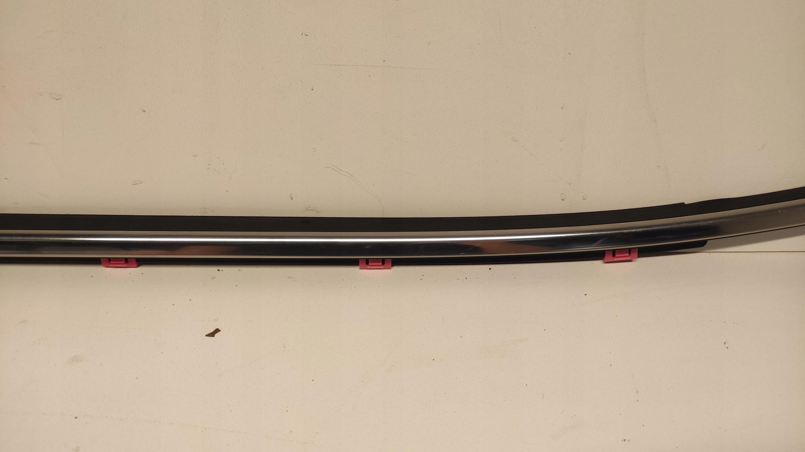 moulding dust PARAPET CHROM left rear KIA STONIC 17-24