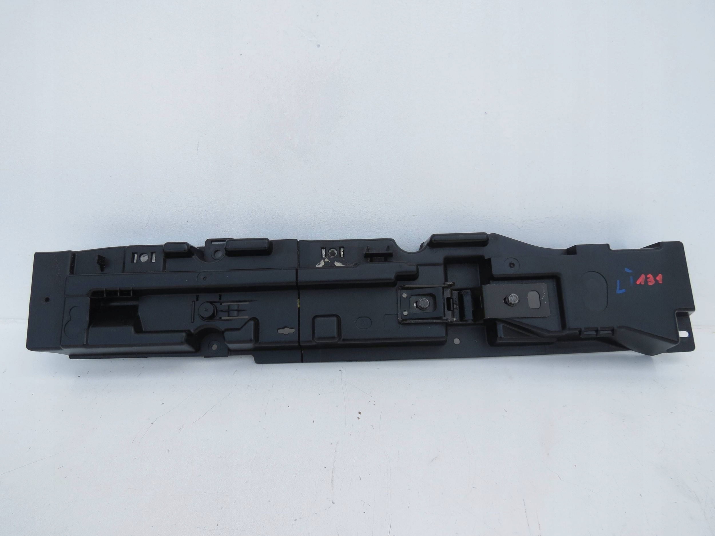 Support plaque Sol Gauche Arrière VOLVO XC70 II AWD 2.4D 185KM 2000-2007r