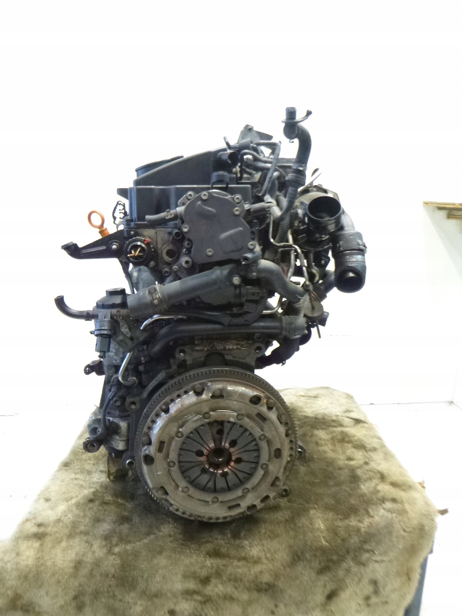 engine Volkswagen Passat B6 1.9 TDI BLS 2006r. complete !!!