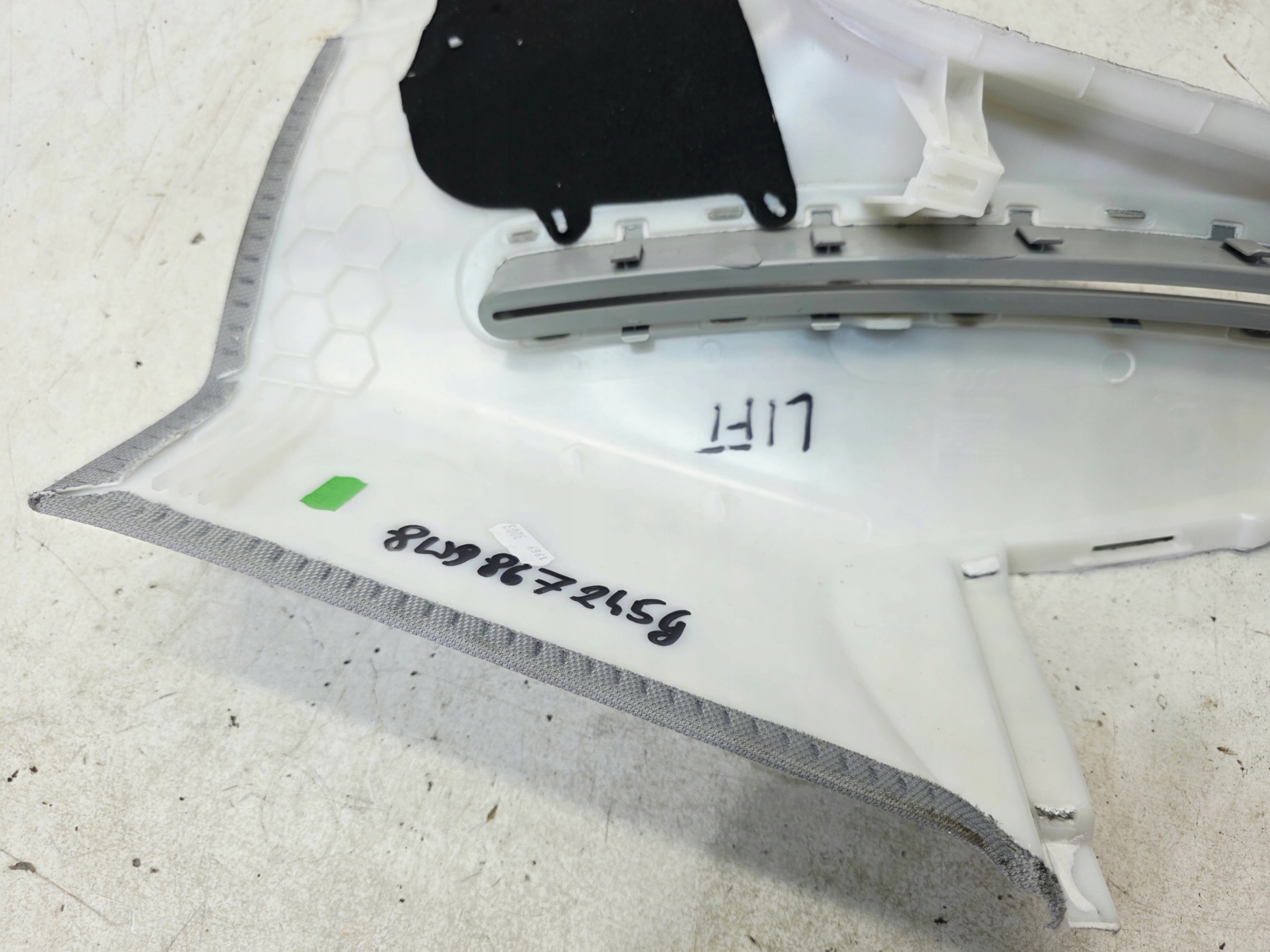 cover SLUPKA boot left rear part AUDI A4 B9 8W9867245G