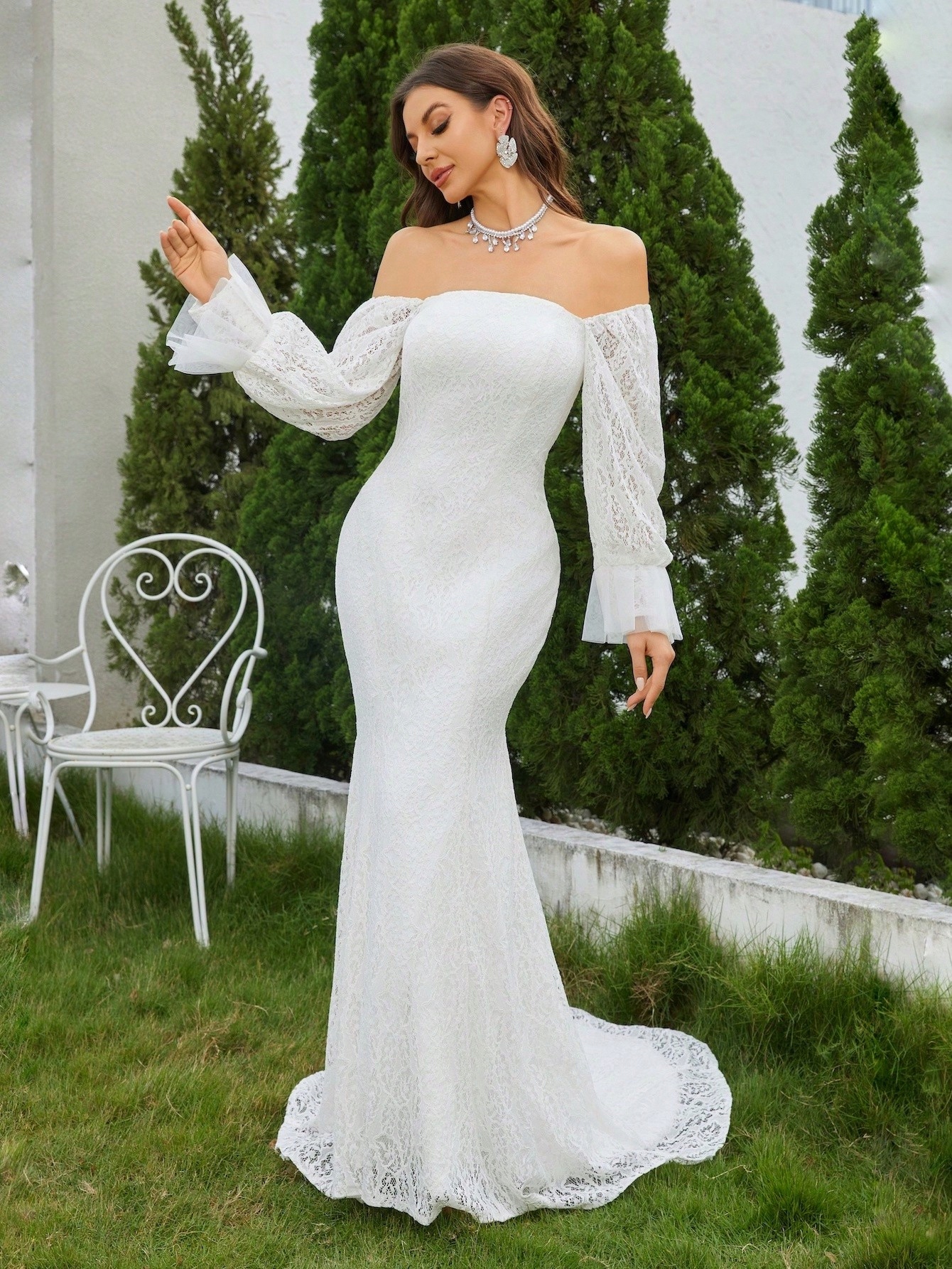 Svatební Šaty S Krajkou A Čtvercovým Výstřihem Yumibravo, Velikost 40