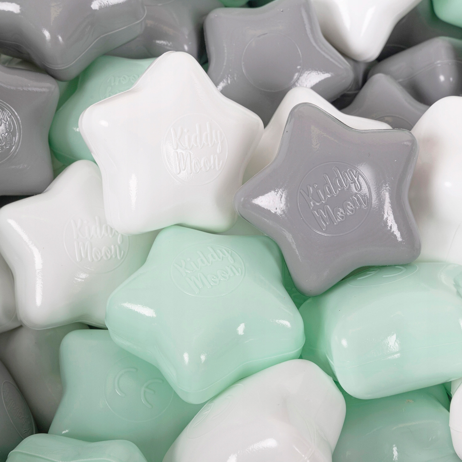 ZKG6 Plastikowe gwiazdki 6cm/500 suchy basen piłki