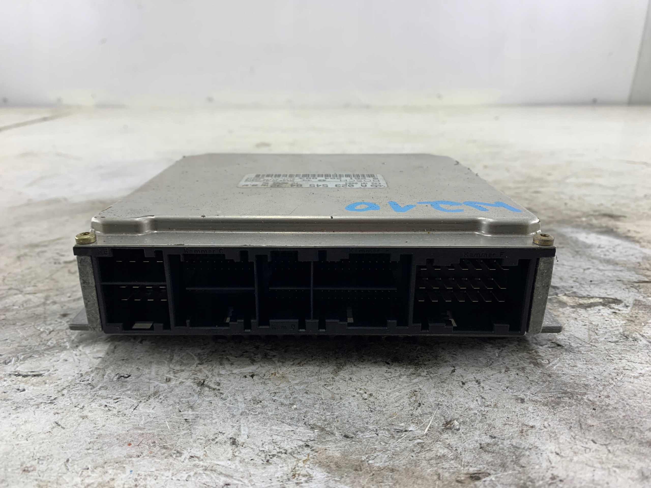 MERCEDES W210 2.0 unité de commande électronique uce moteur A0235458432