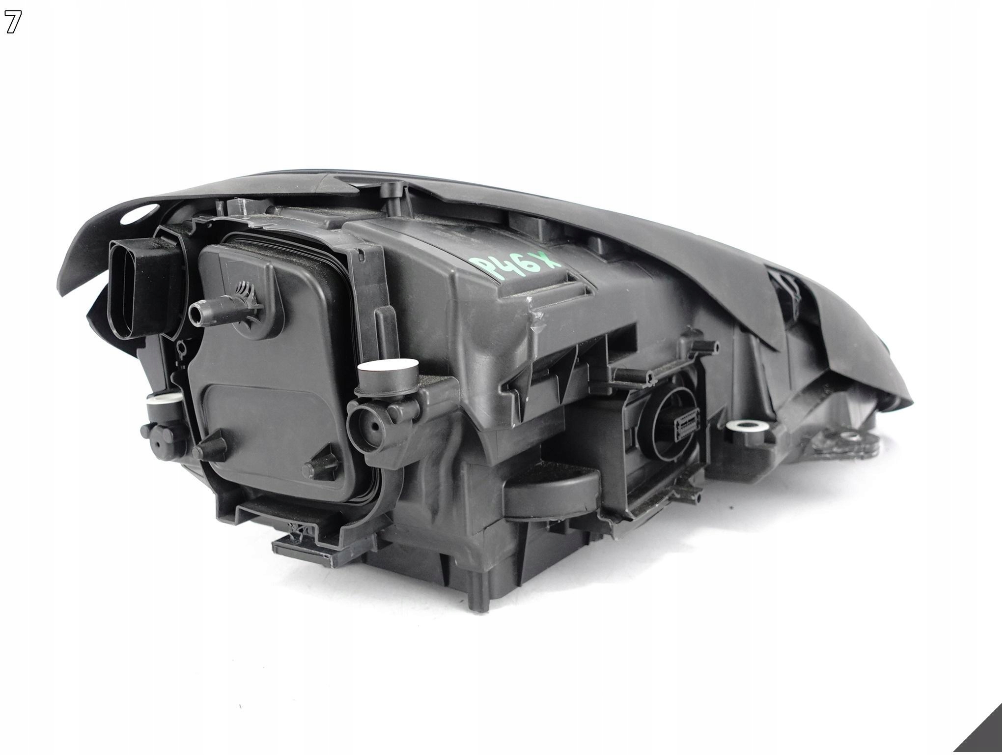 PORSCHE MACAN 95B ( II LIFT ) 21-24 light EXCL FULL LED left front black