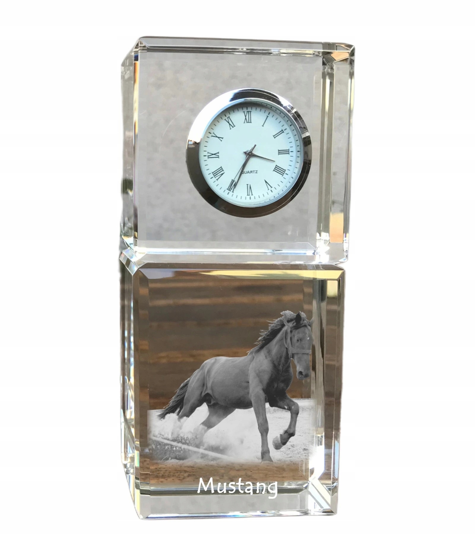 Kôň Mustang krištáľové stolové hodiny s vašou fotografiou, suvenír, odmena