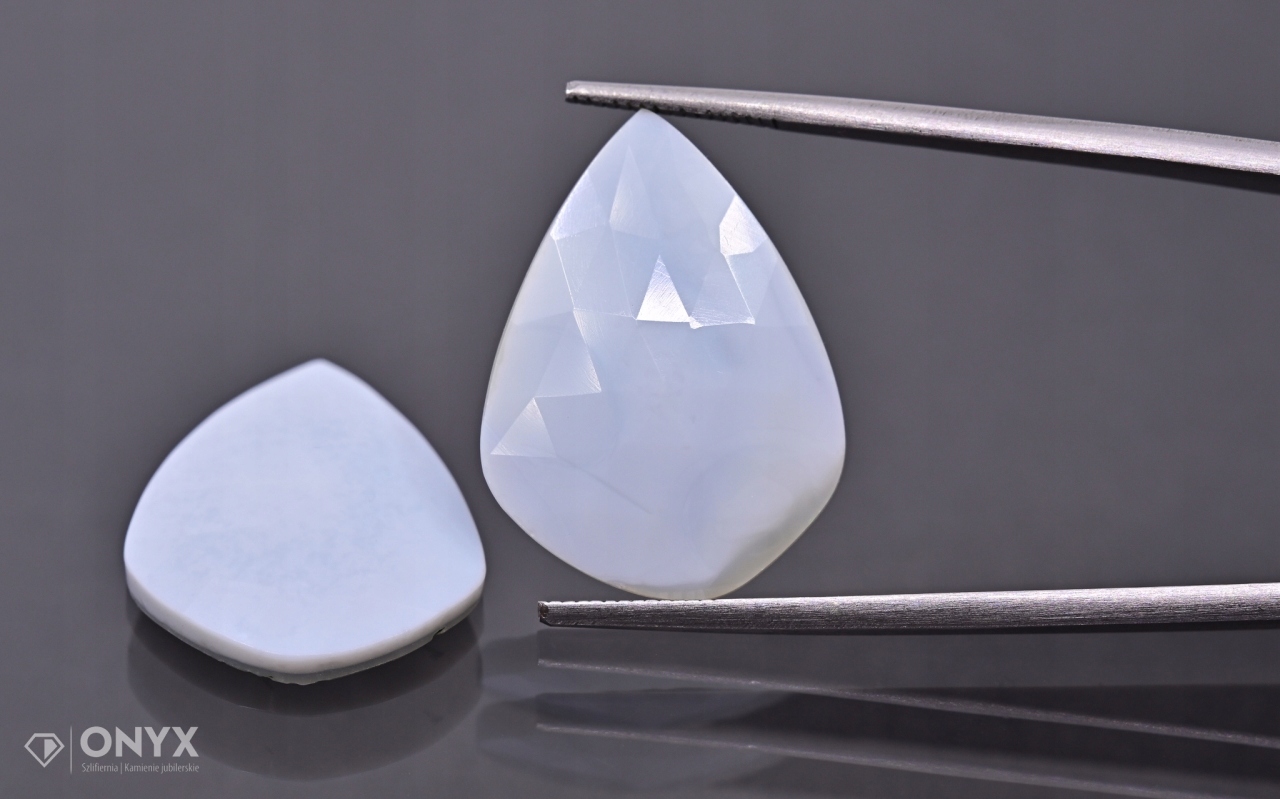 Opal modrá fasetovaná rozeta Para nepravidelná