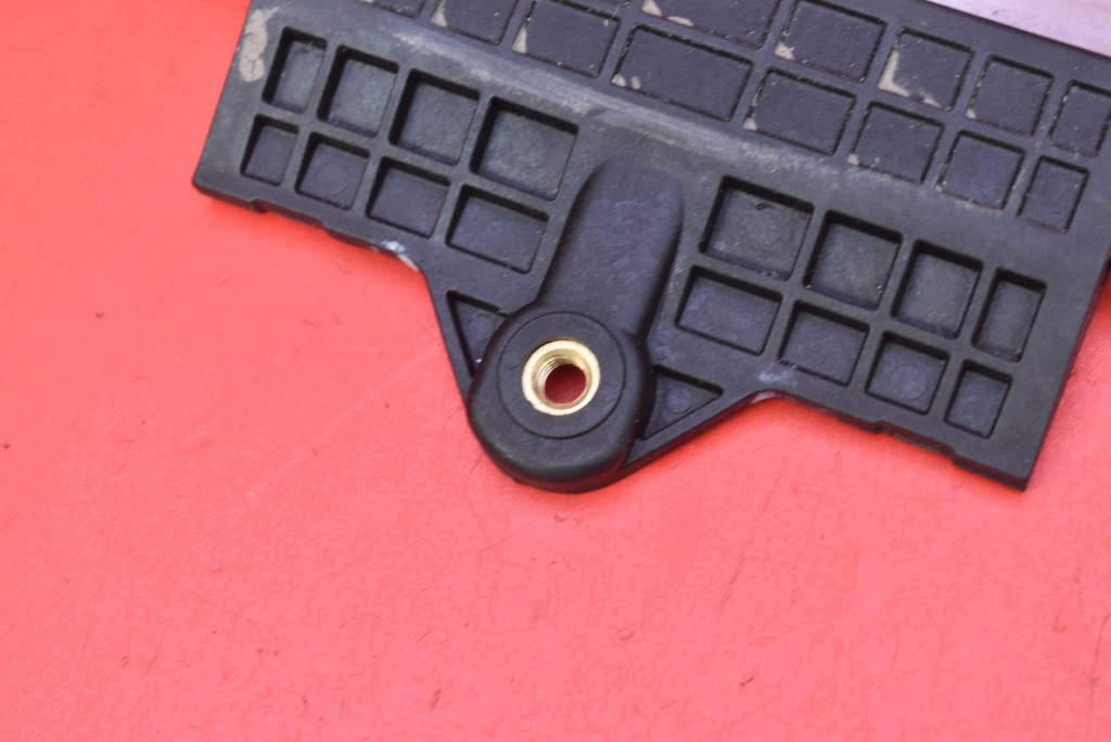 window side left front front KIA EV6 GT 21