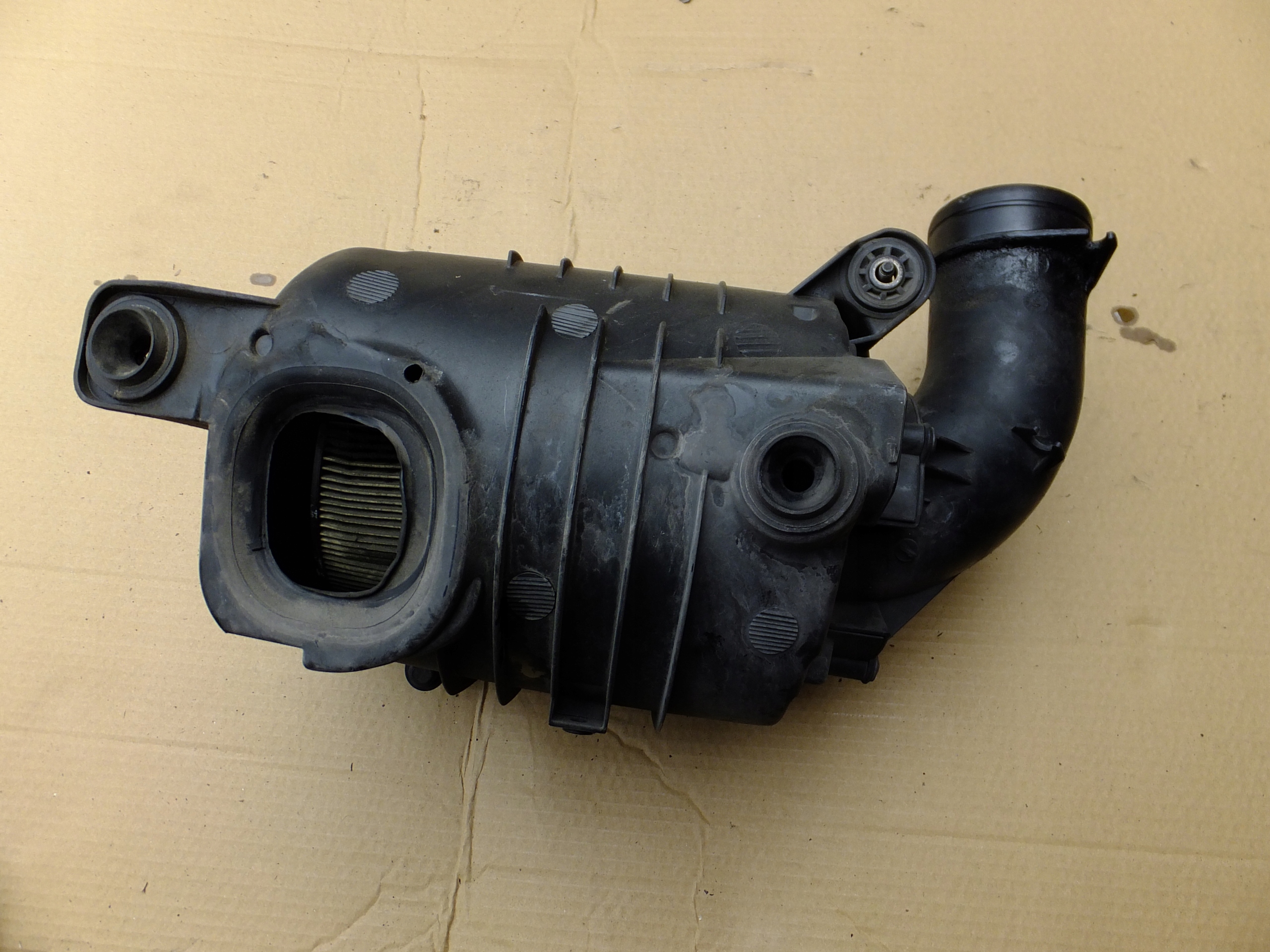 Gehäuse filter luft vw touran und 2,0 B 1F0129607