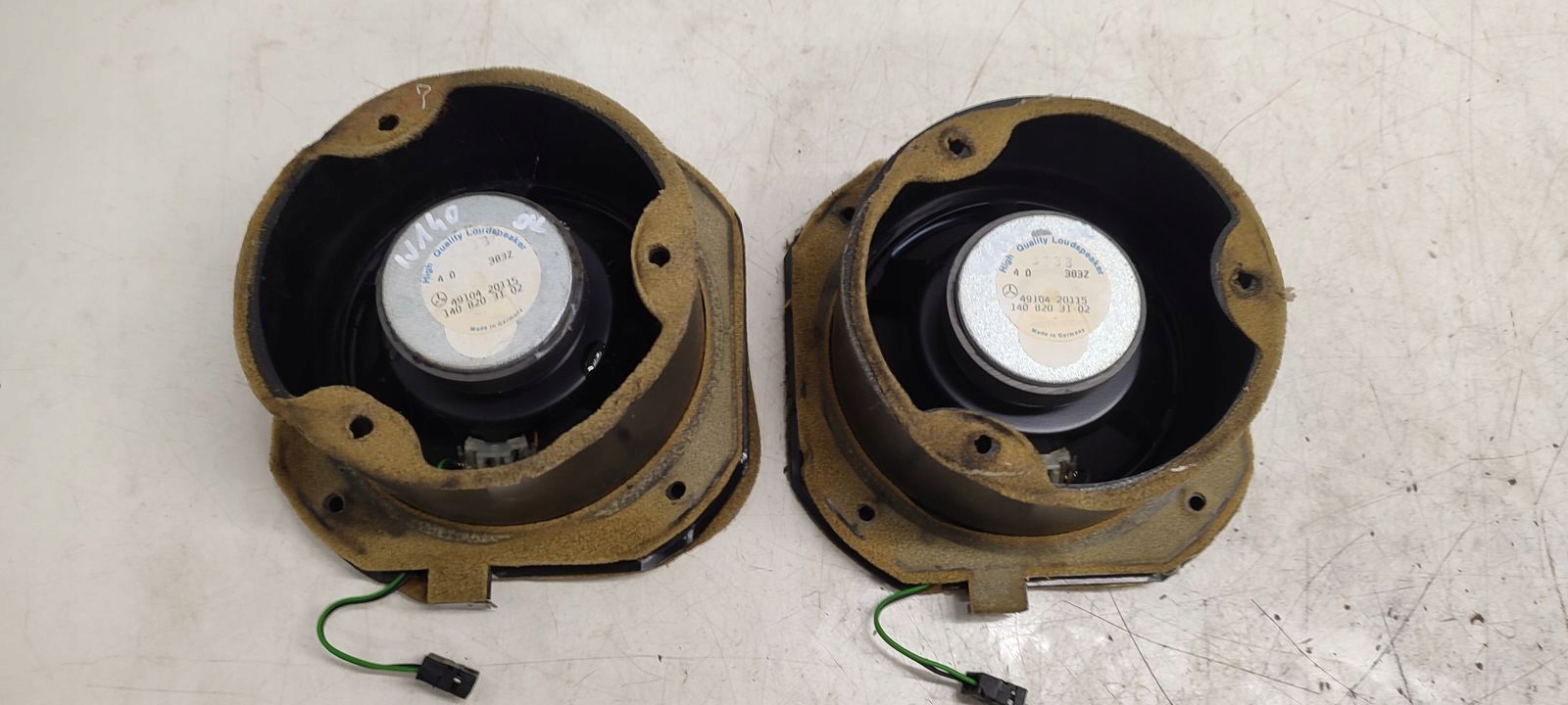speaker speakers door Mercedes W140