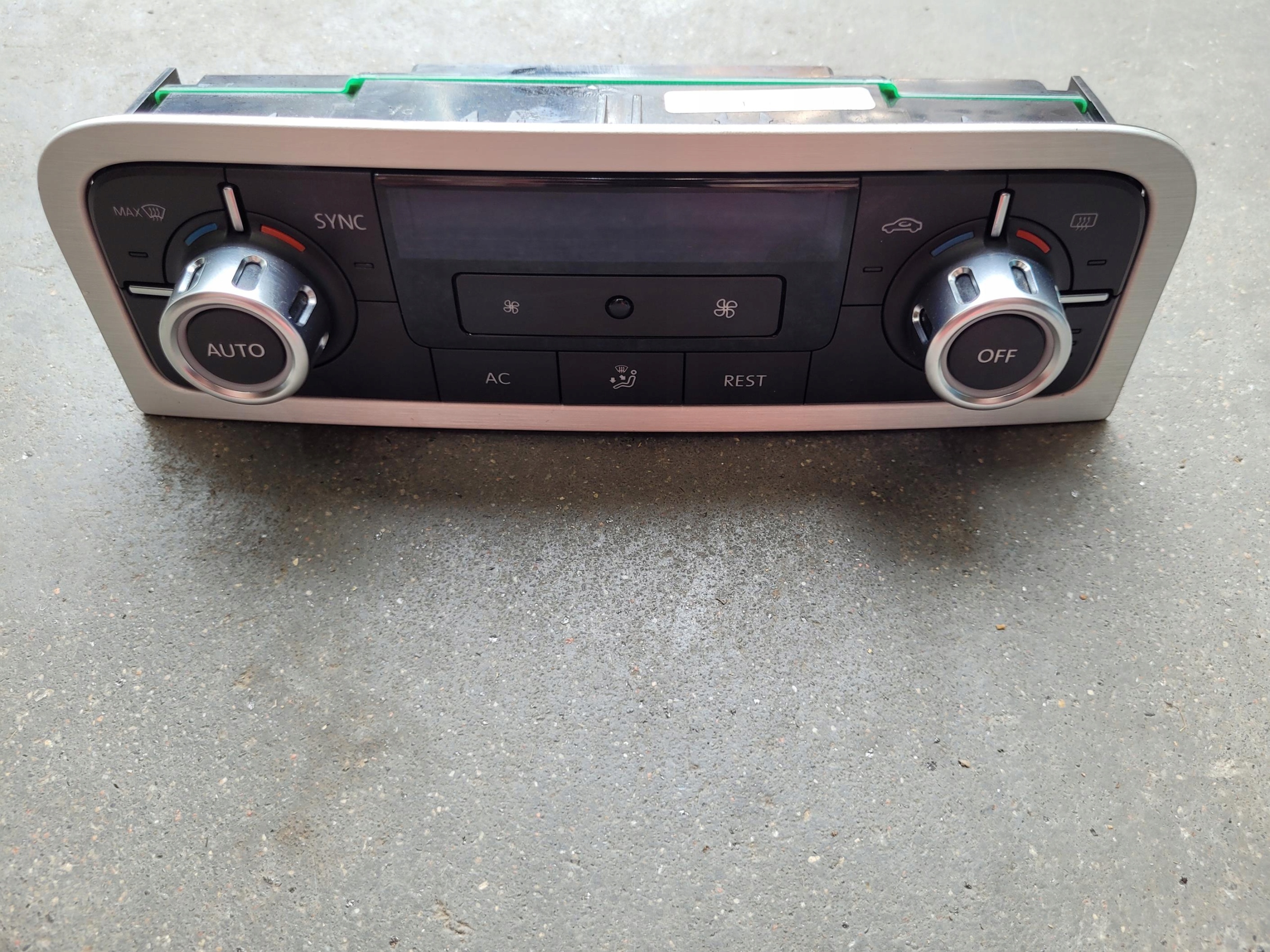 Unite commande clima 7P6907040BK VW TOUAREG II 2 7P 3.0 TDI