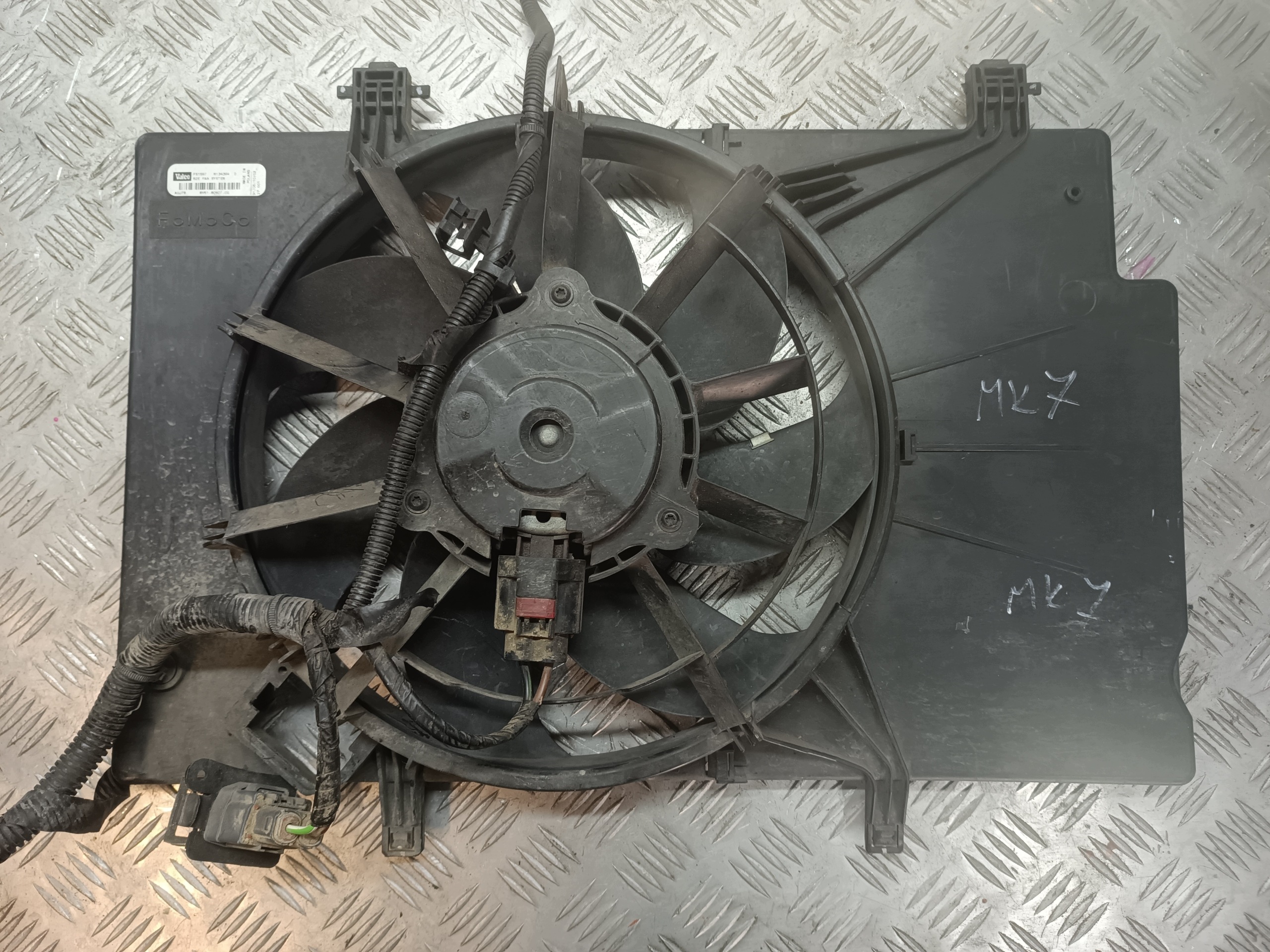 ventilátor chladiče FORD FIESTA MK7 1.5 TDCI