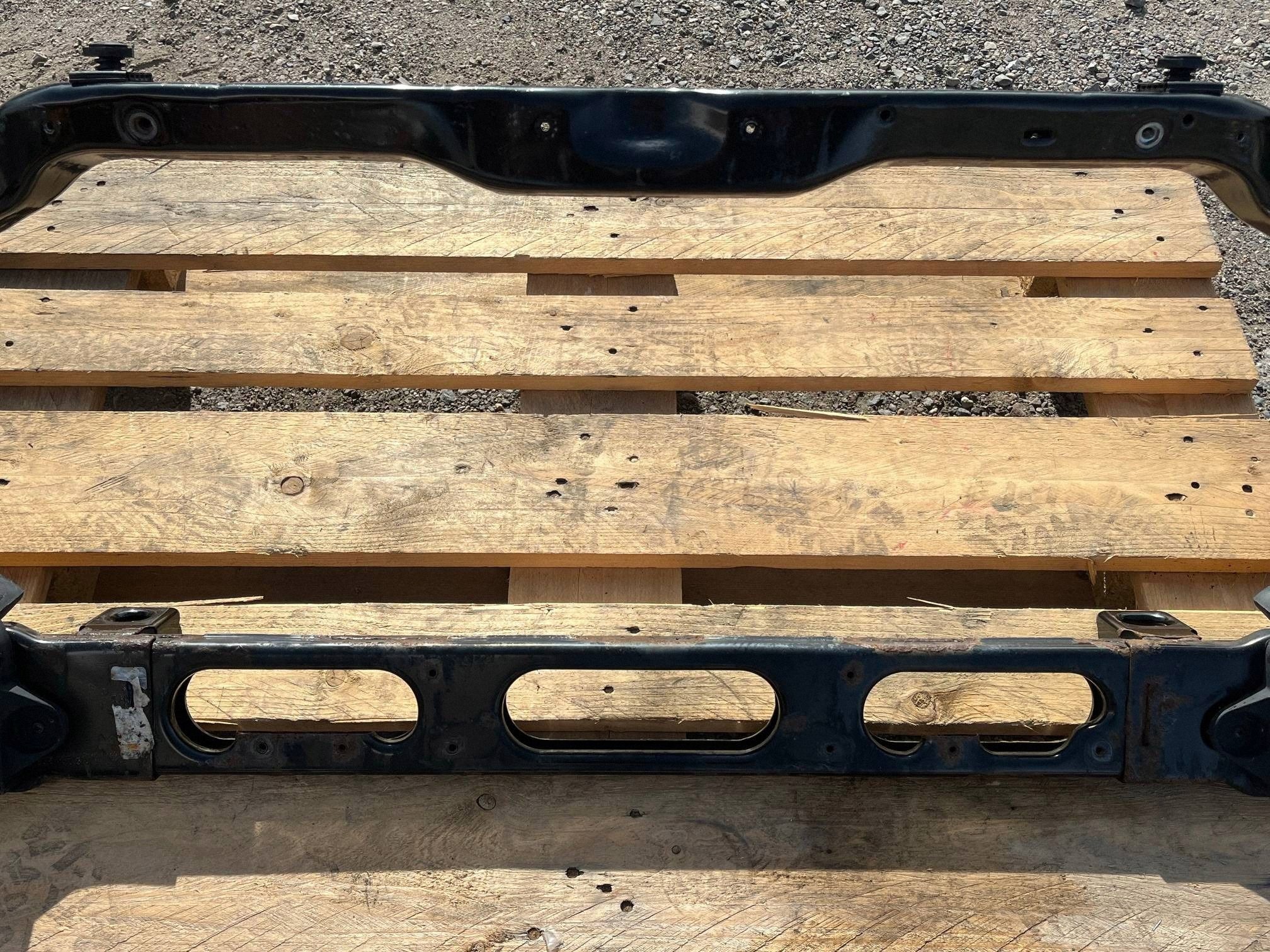 support panel for radiators pillar front sider front Dodge RAM 1500 2013-2018