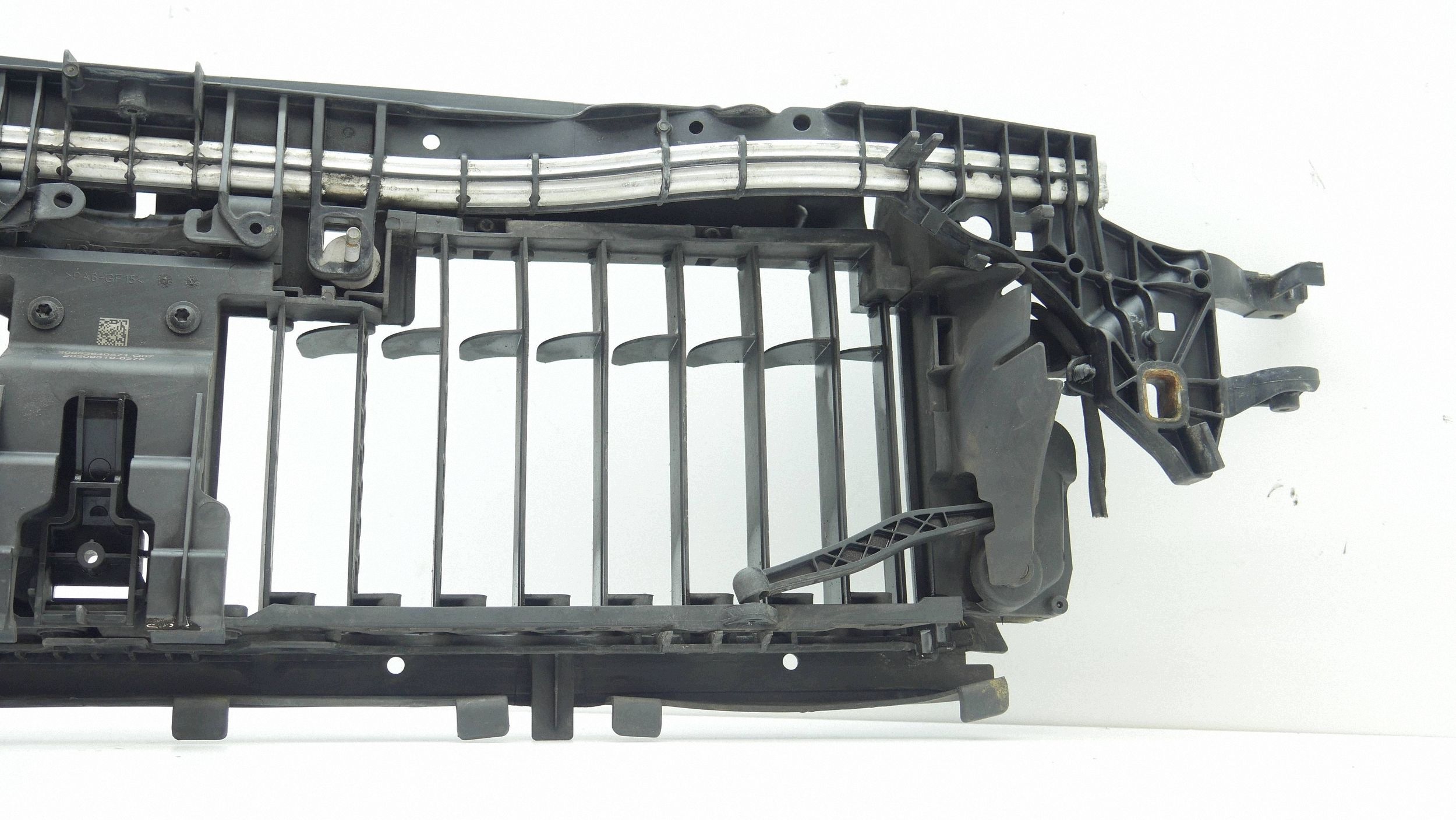 console support panel for radiators of a bumper MERCEDES W213 A2136201701
