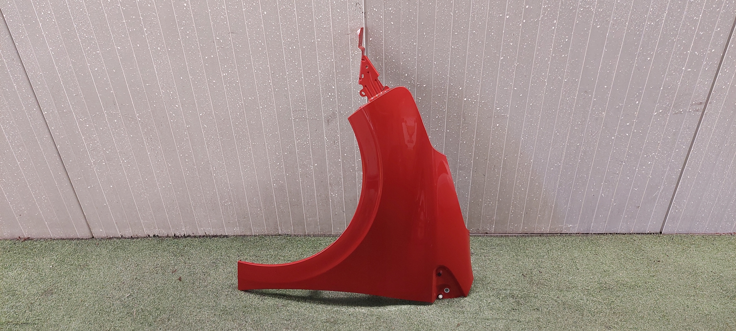 fender left front PEUGEOT 208 12-19 LAK: EPY EPYD