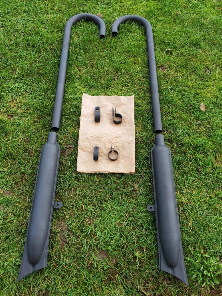 Ural Výfuk Tlumič Koleno Rybka Černá Matná