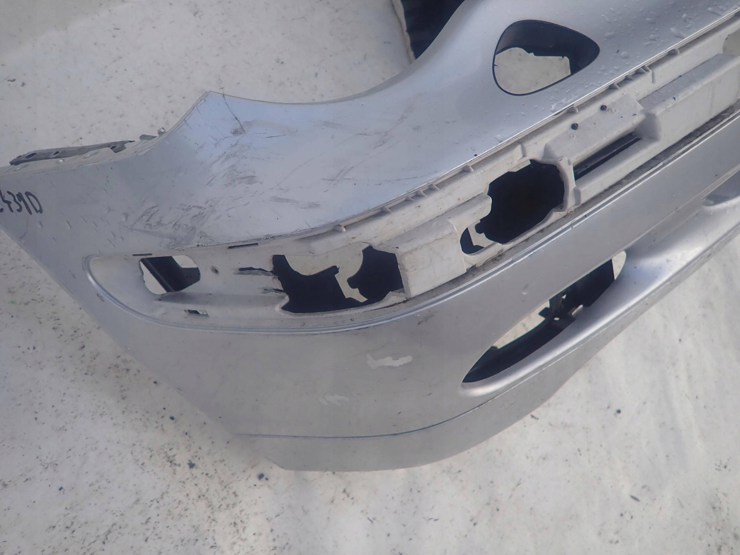 MERCEDES W203 00-04 bumper front washer