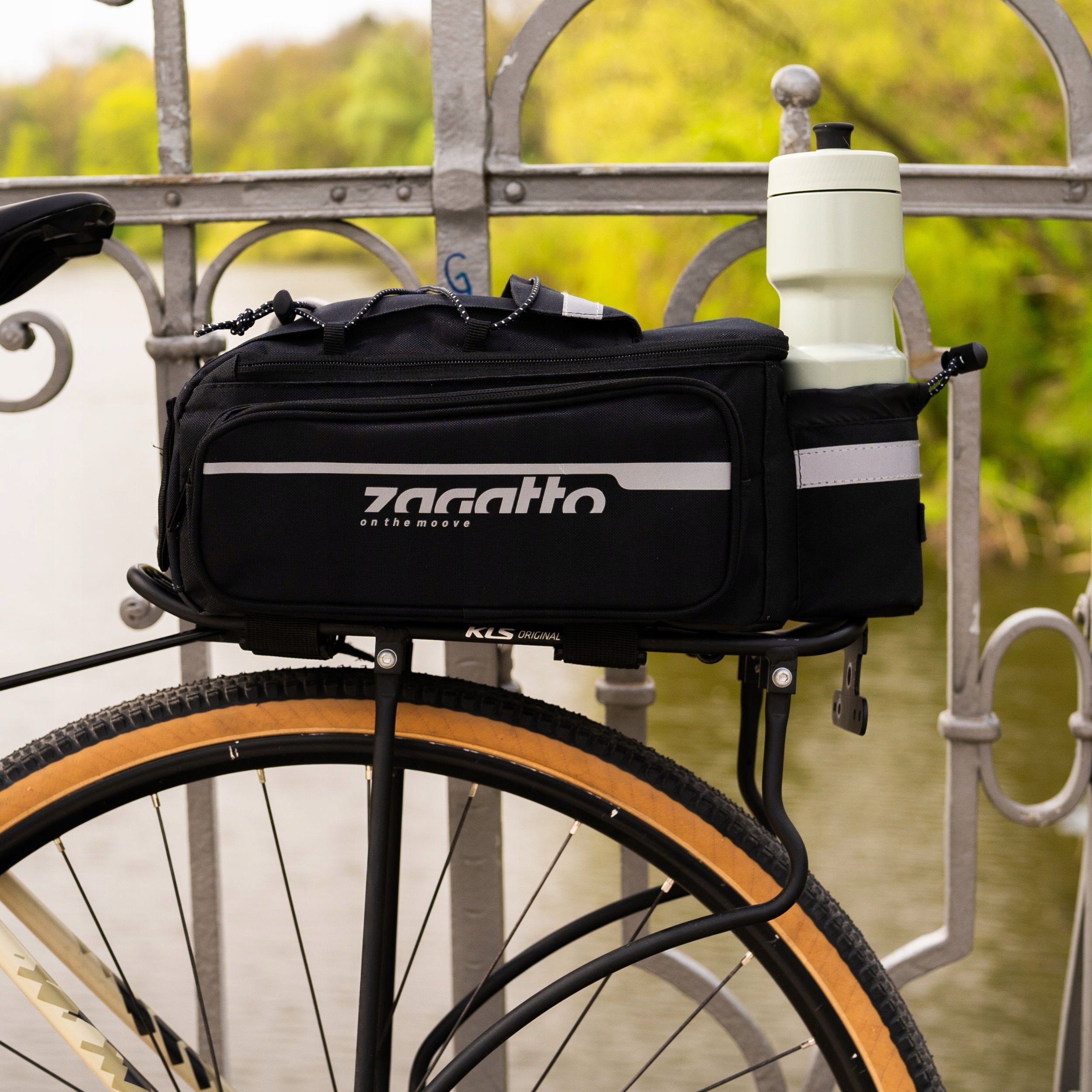 Torba rowerowa sakwa na bagażnik kufer pojemna torba na rower ZAGATTO Model ZG855