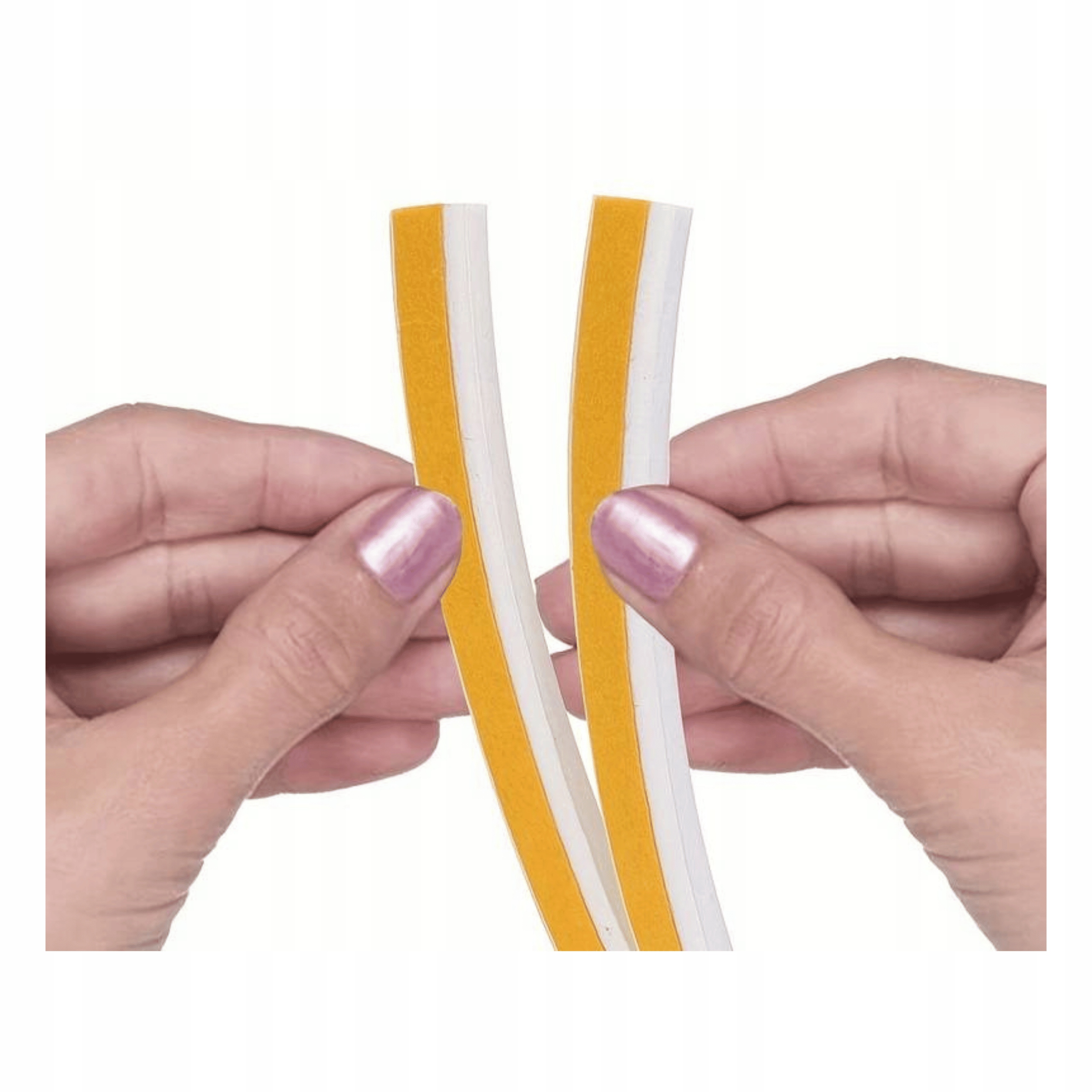 SAMOPRZYLEPNA WYCISZAJĄCA USZCZELKA USZCZELNIENIE DO DRZWI OKIEN TYP D 6M Marka Goldflex