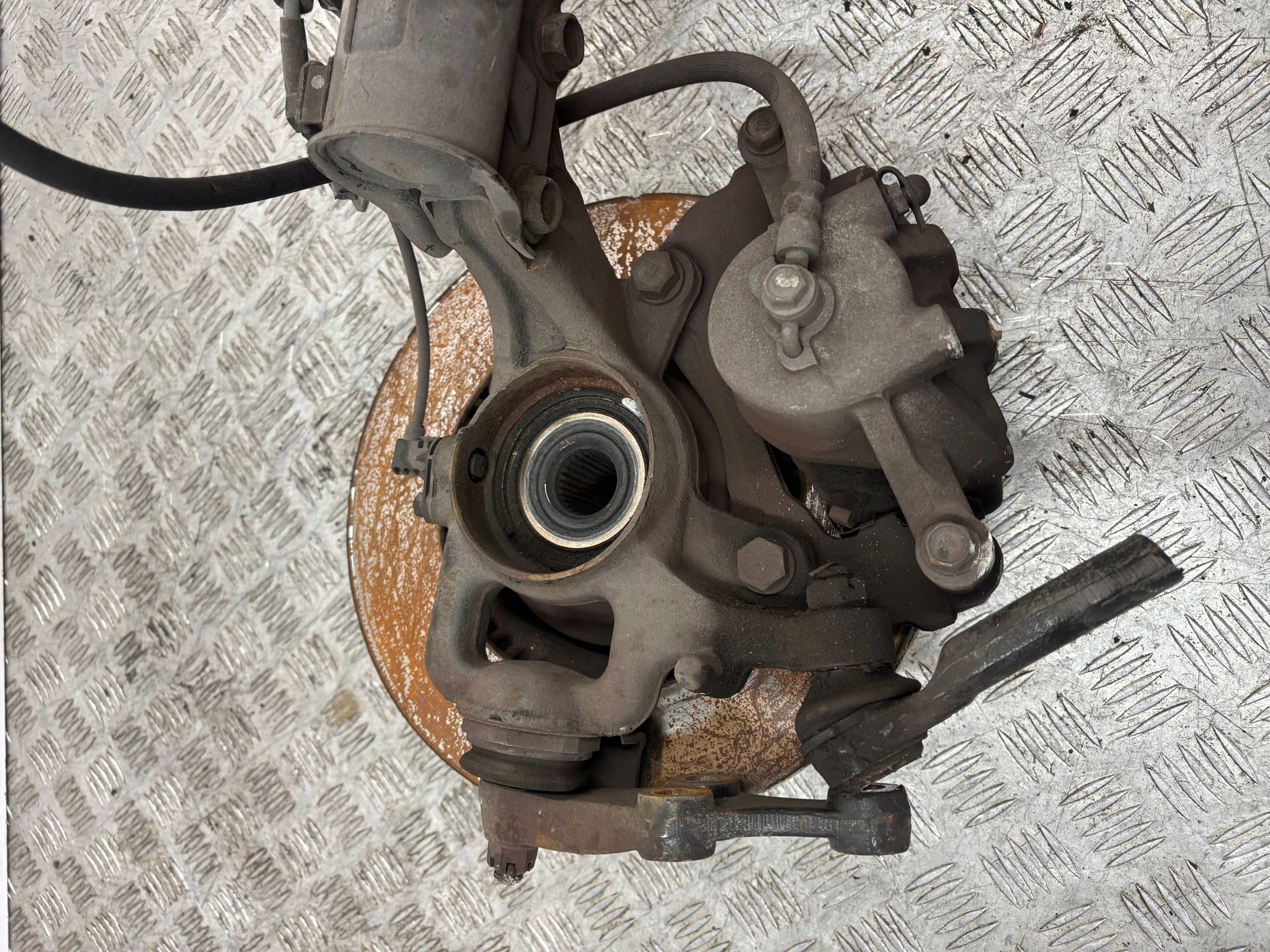 swing McPherson right KIA CEED and 1.6 CRDI