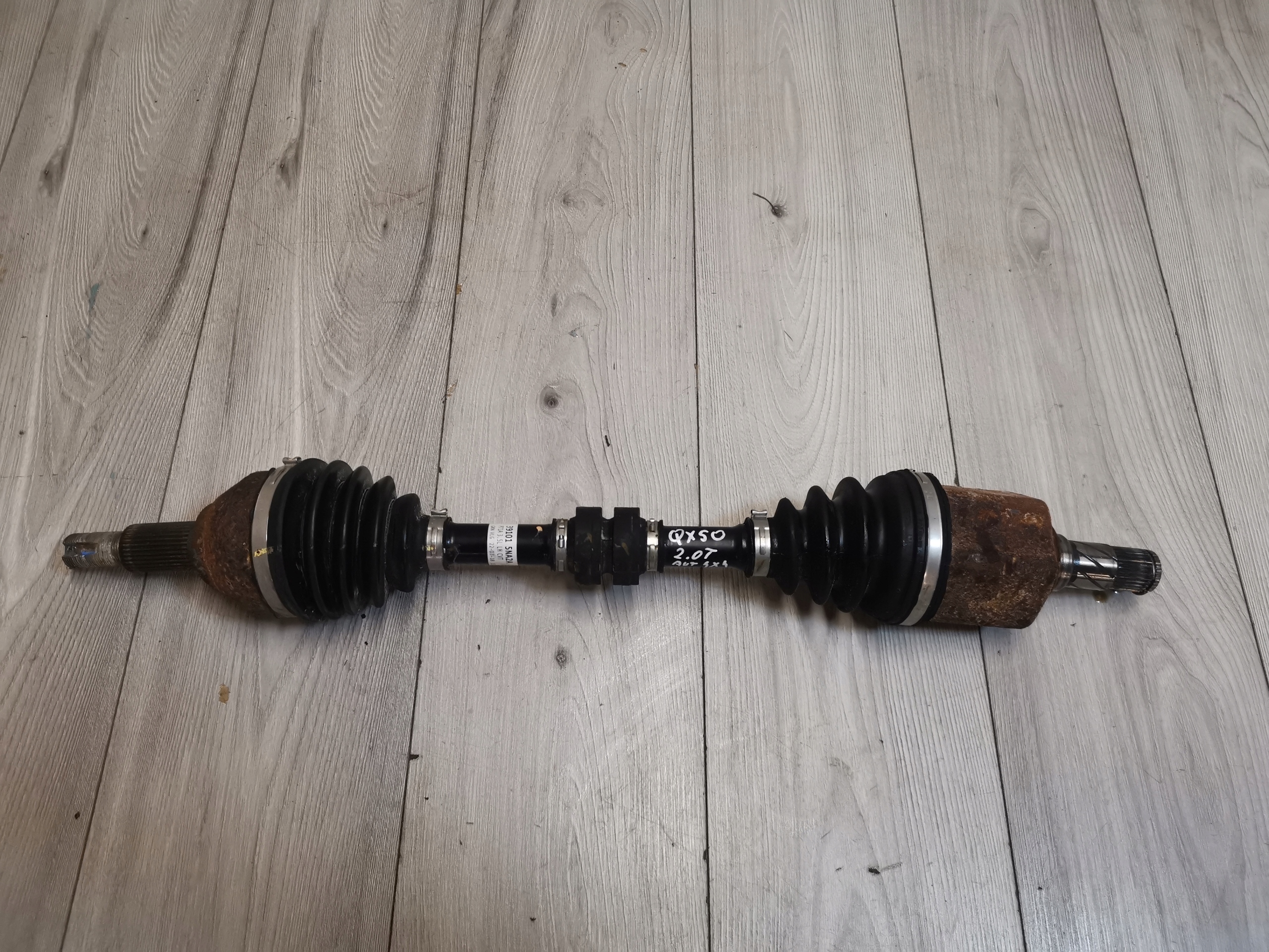 ИНФИНИТИ Qx50 18 ПОЛУОСЬ ЛЕВА 2.0 TURBO АВТОМАТ ВАРИАТОР