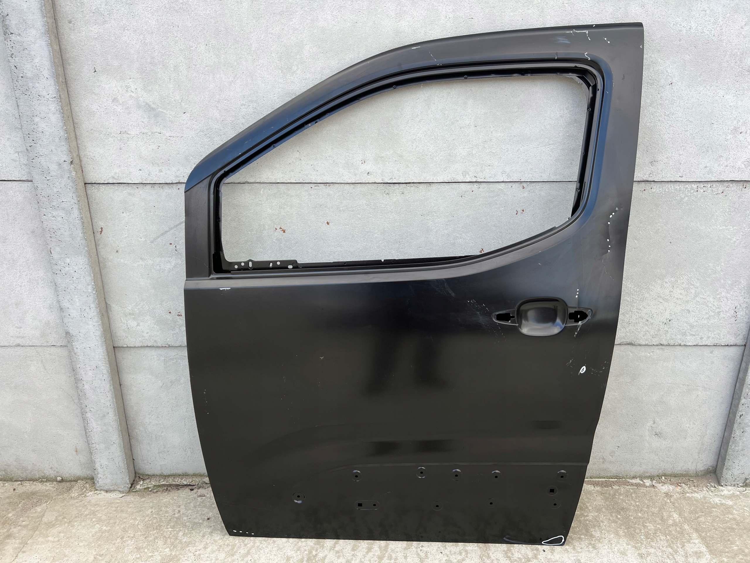 DRZWI BERLINGO IV PARTNER COMBO E OD 2018- NOWE ORYGINALNE PRZÓD LEWY