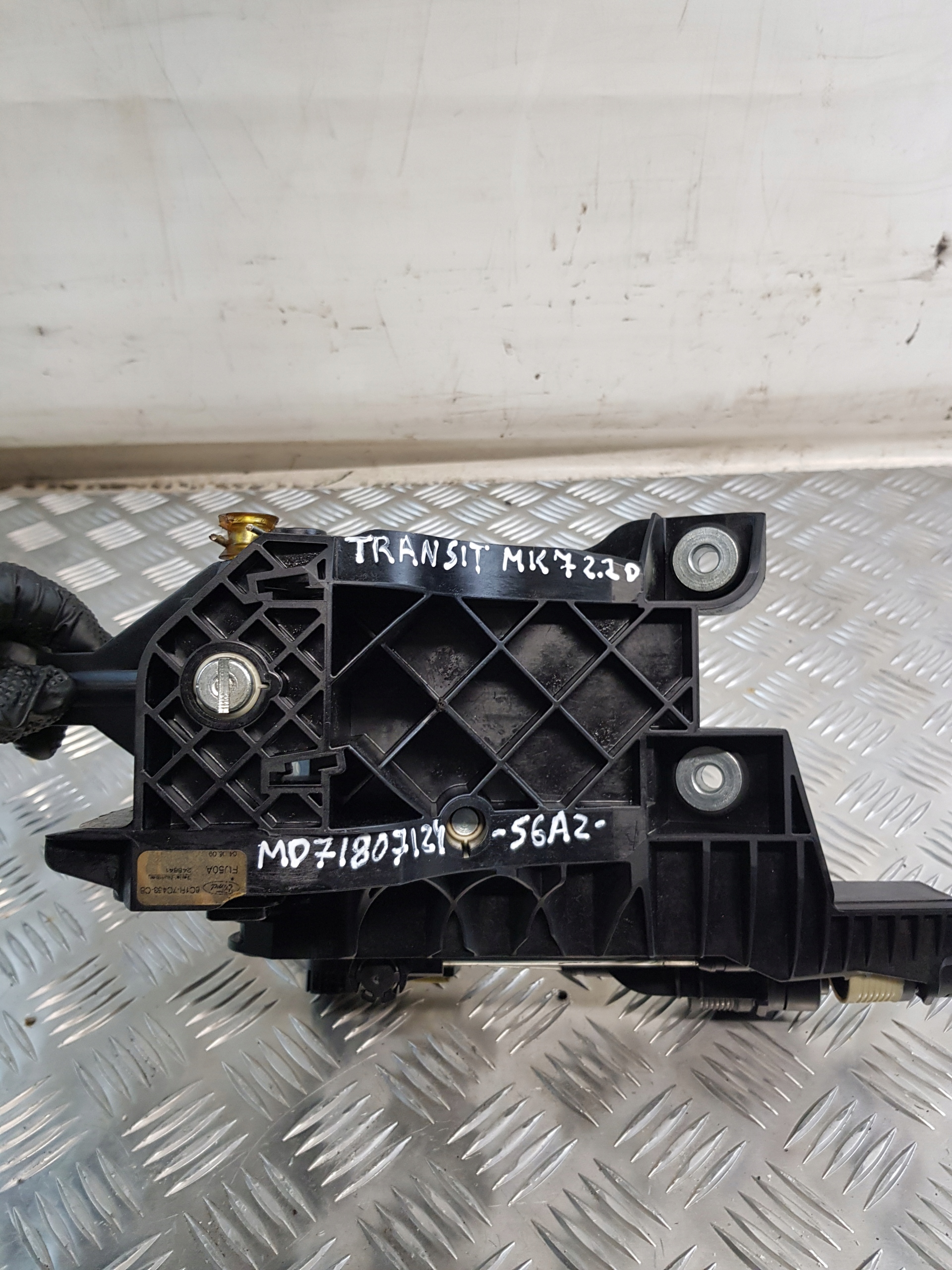 Schalthebel Schalt getriebe FORD TRANSIT MK7 2.2D 6C1R7C453CB