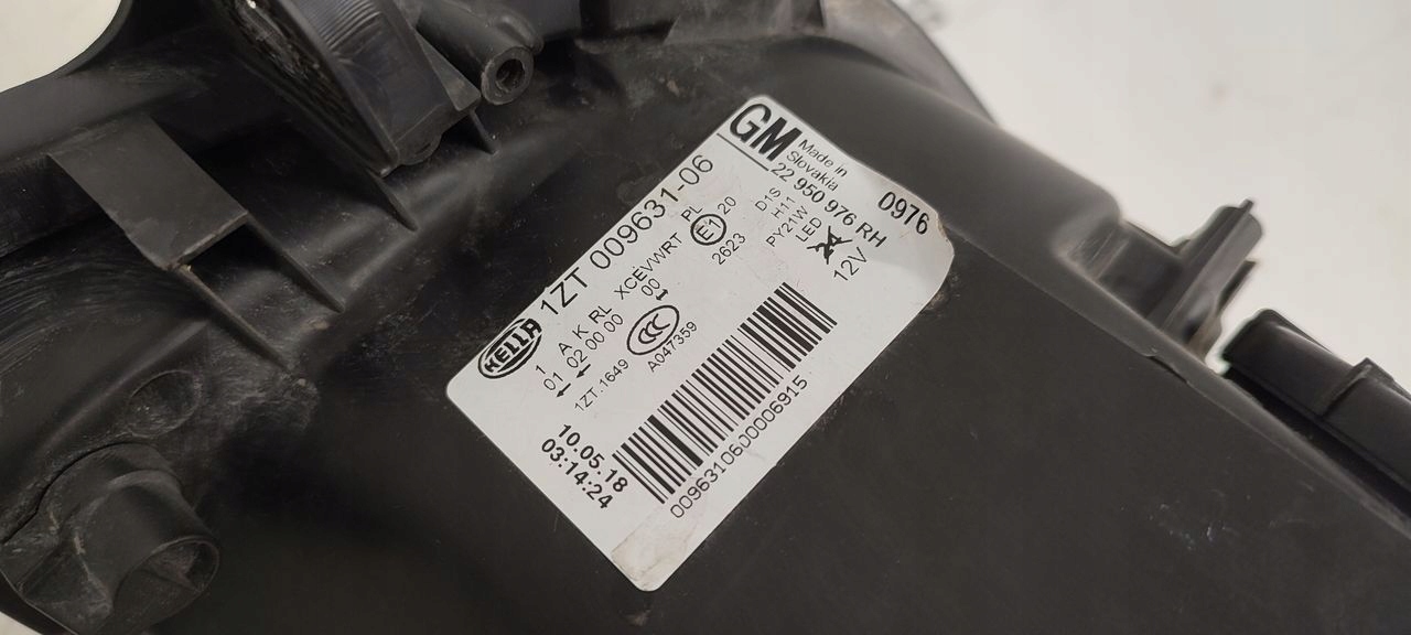 light front front right xenon Opel Insignia 2,0 CITD kombi