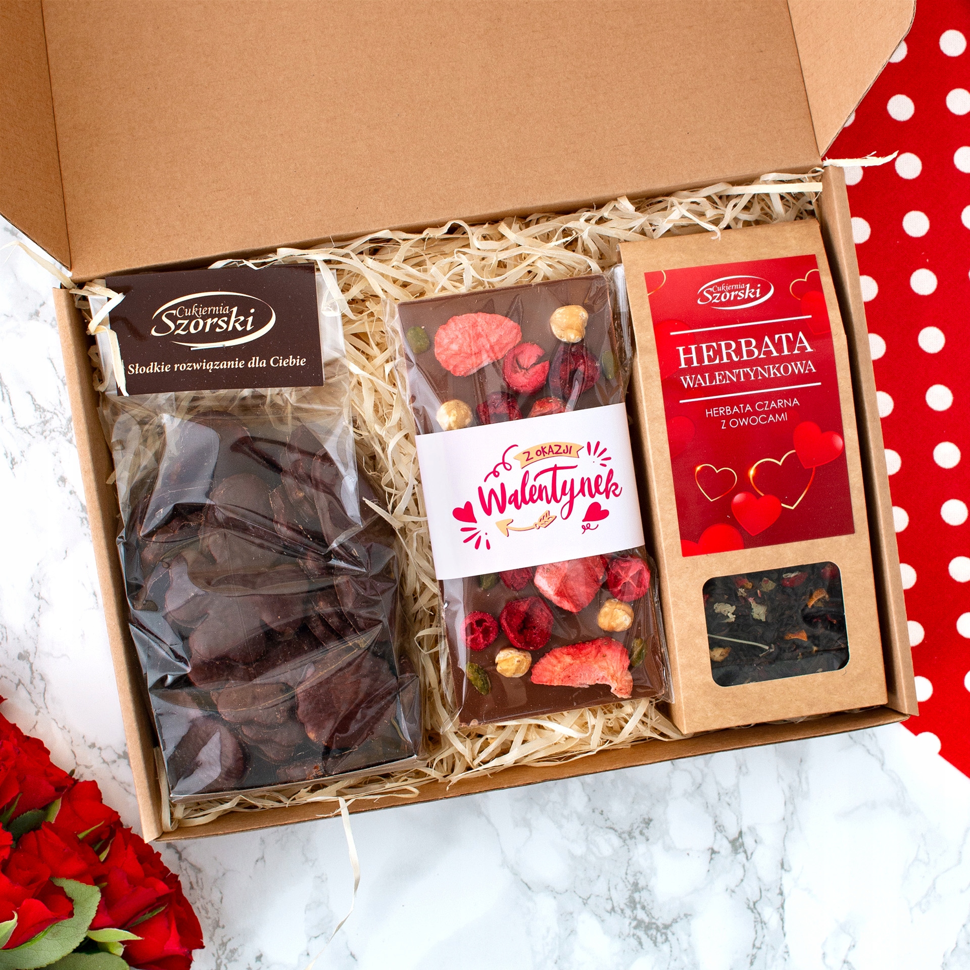Zestaw z herbatą i czekoladą na Walentynki
