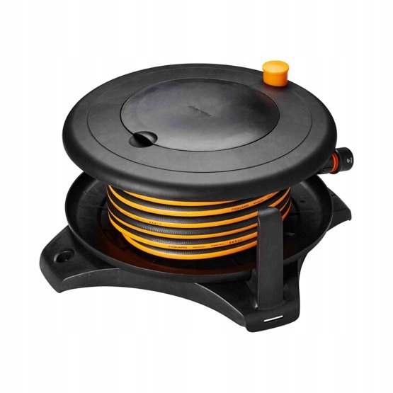 Fiskars Bubon s hadicou Solid L, 13 mm (1/2”), dosah 31,5 m 1057237