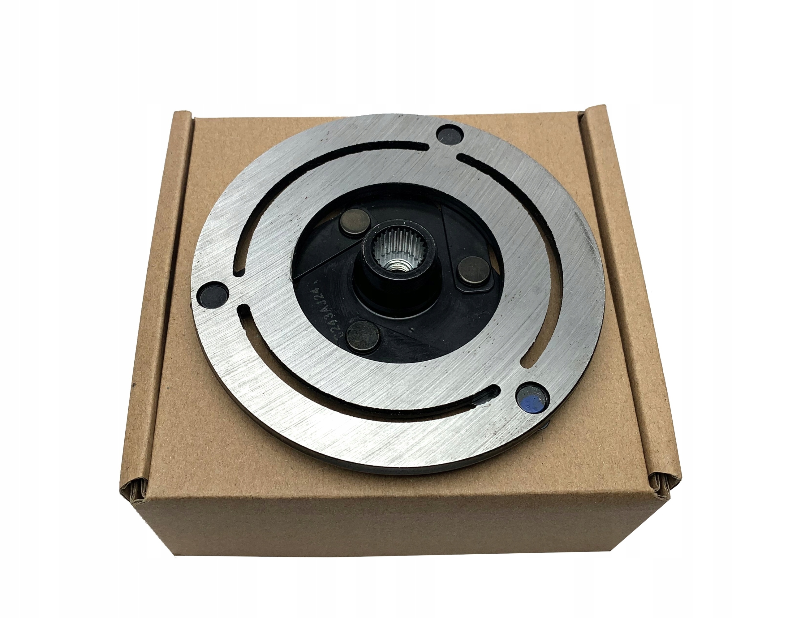 SPRZĘGŁO KOMPRESORA OPEL VIVARO 2.0 CDTI 2006-2014 Producent części BF