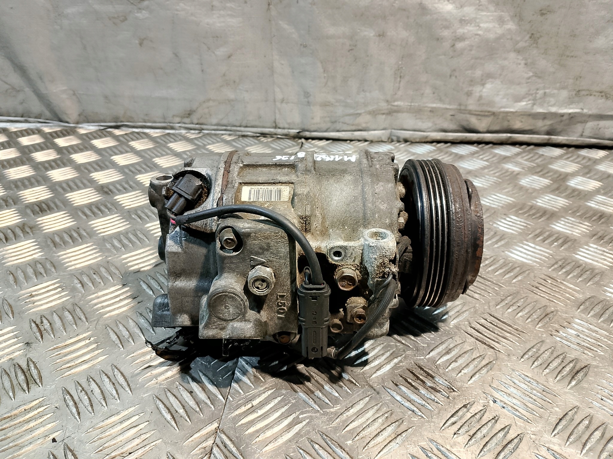 compressor compressor; of the air conditioning BMW E60 3.0 D DENSO GE447260-3211
