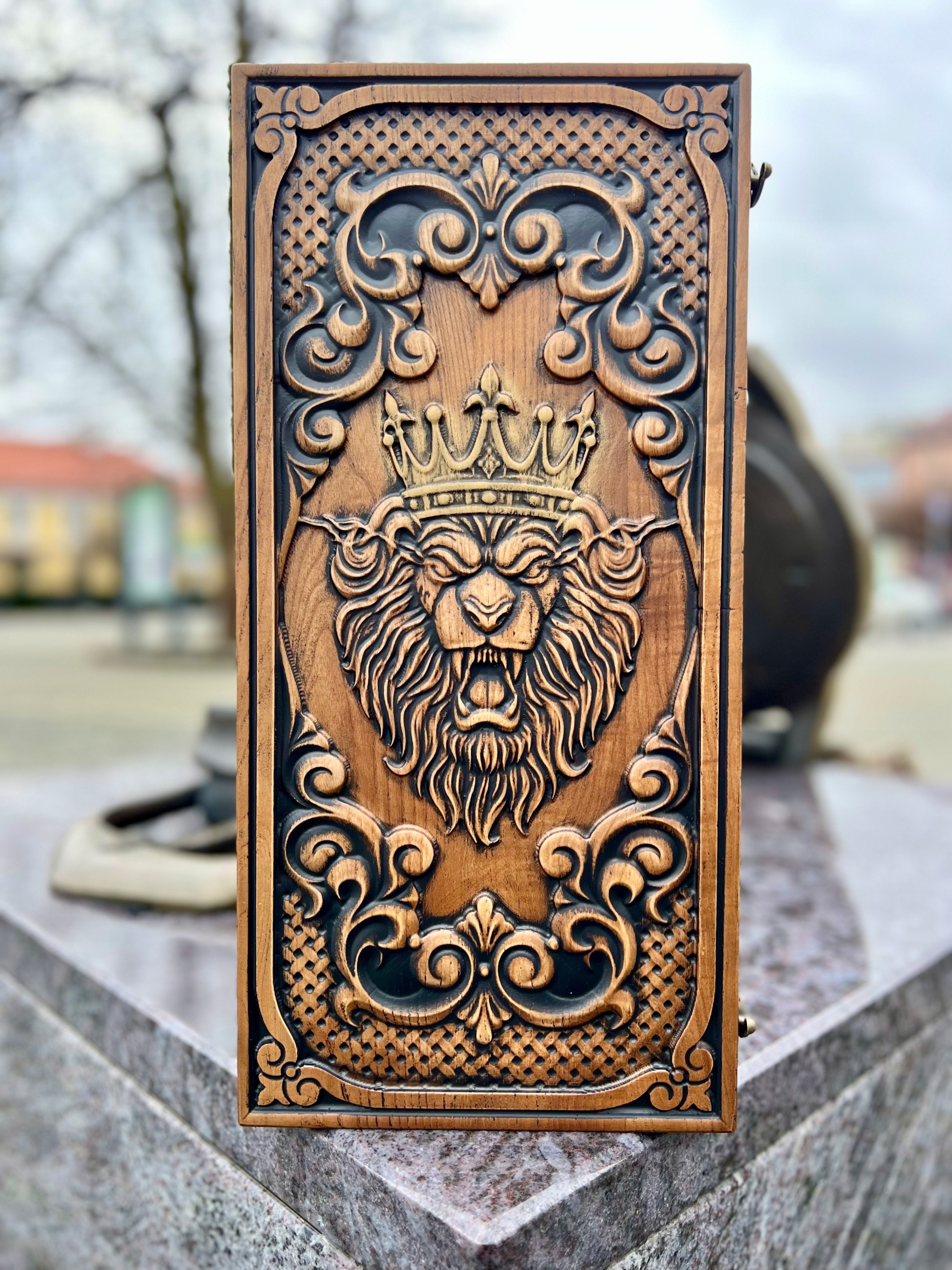 Drewniany Backgammon - Wzór Lew w Koronie